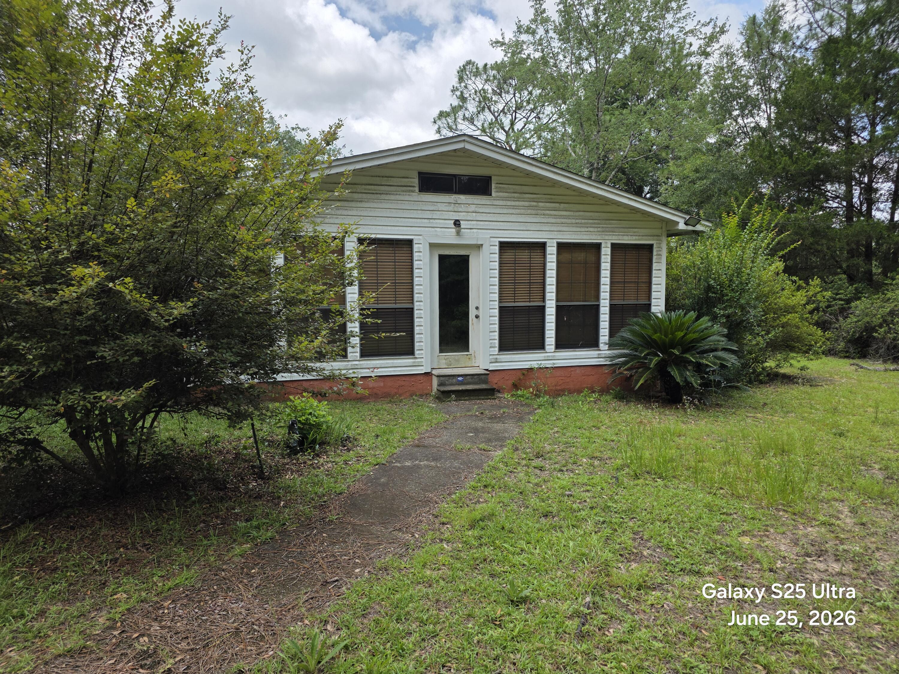 6178 Barnes Road Crestview FL 32536
