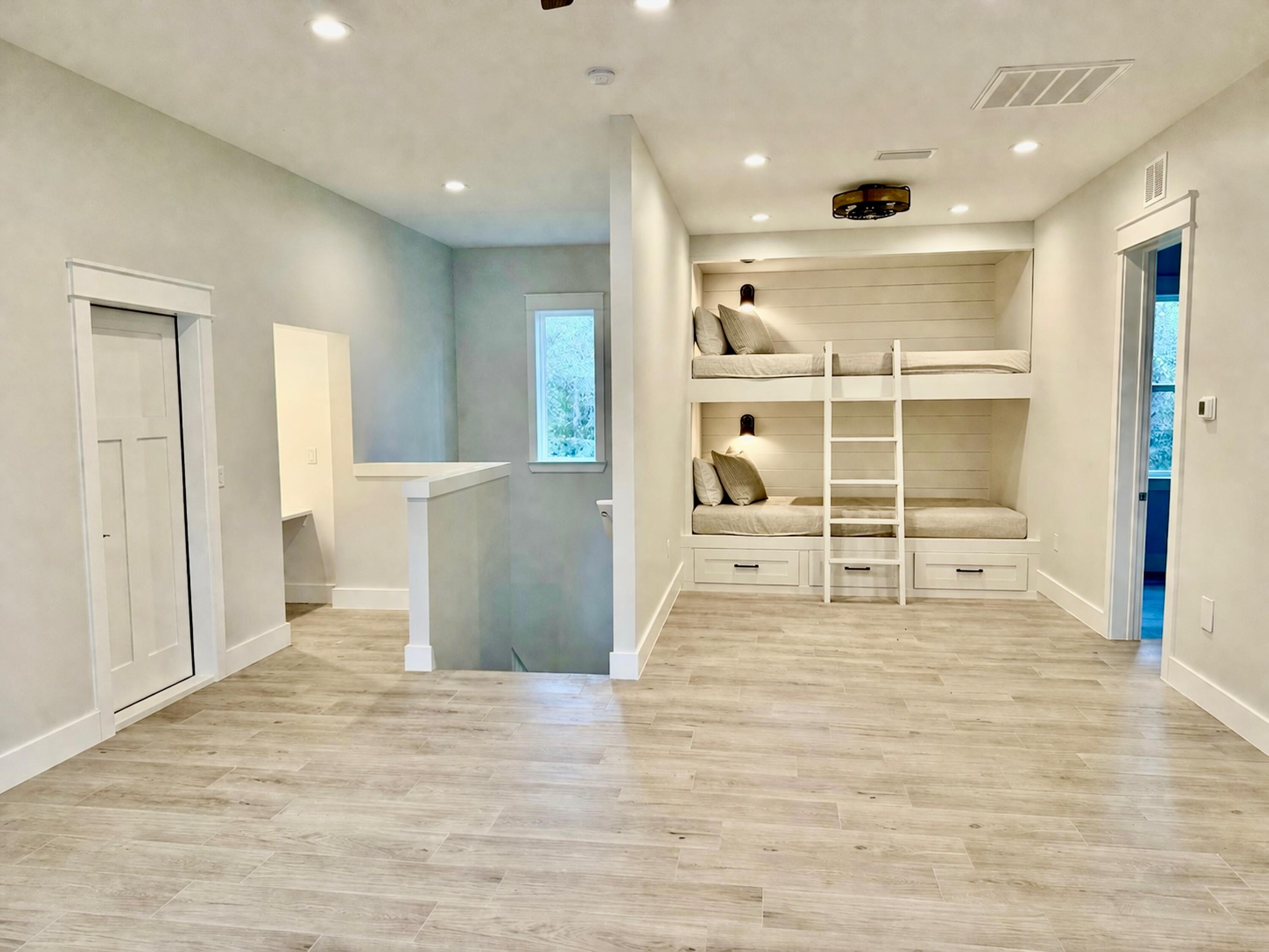 116 E Georgie Street Point Washington FL 32459