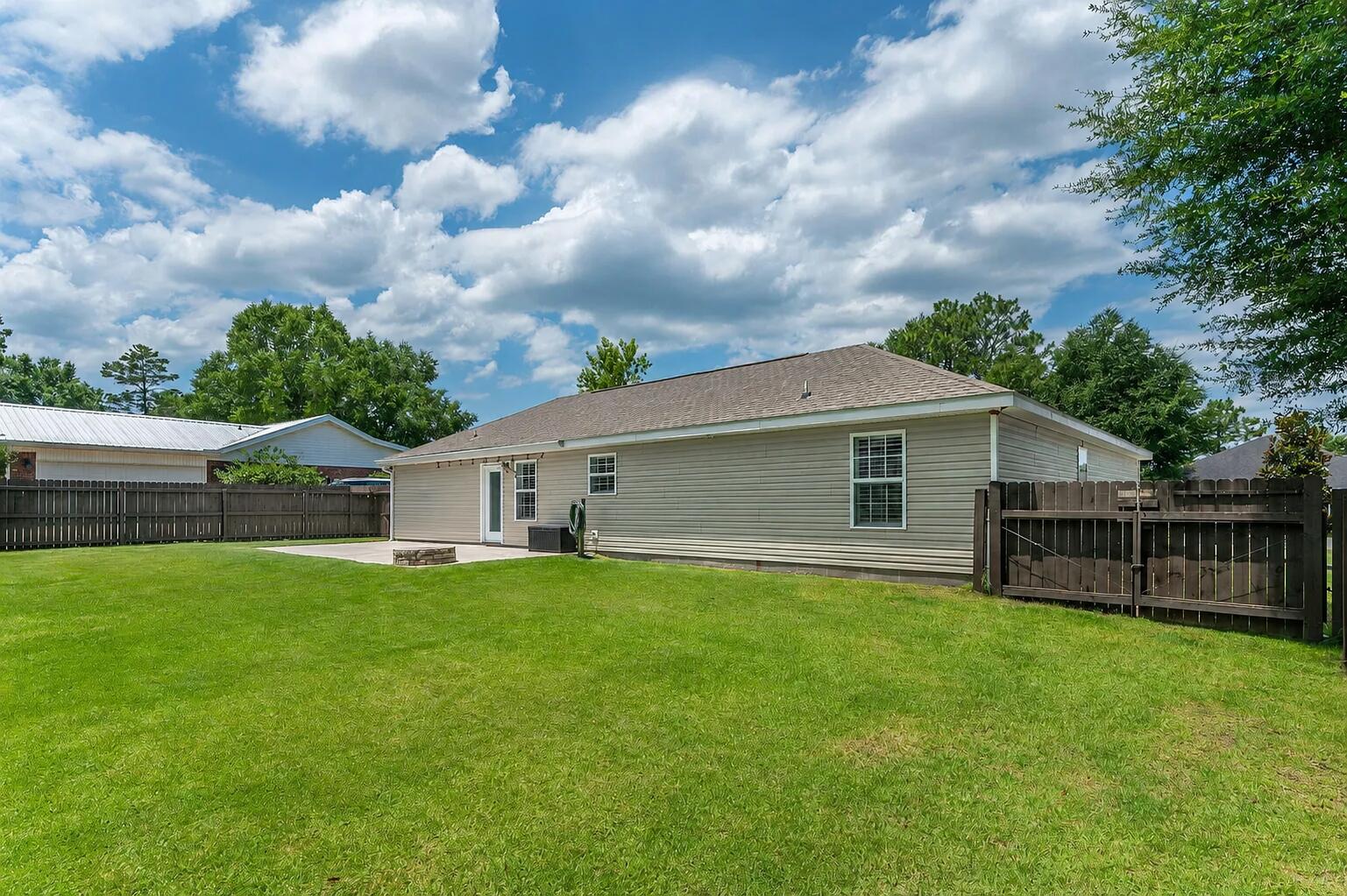 635 Magnolia Lake Drive Defuniak Springs FL 32433