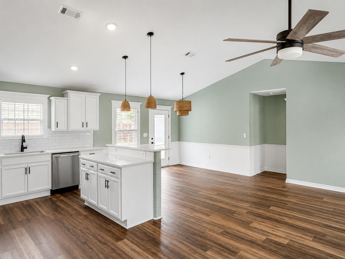 635 Magnolia Lake Drive Defuniak Springs FL 32433