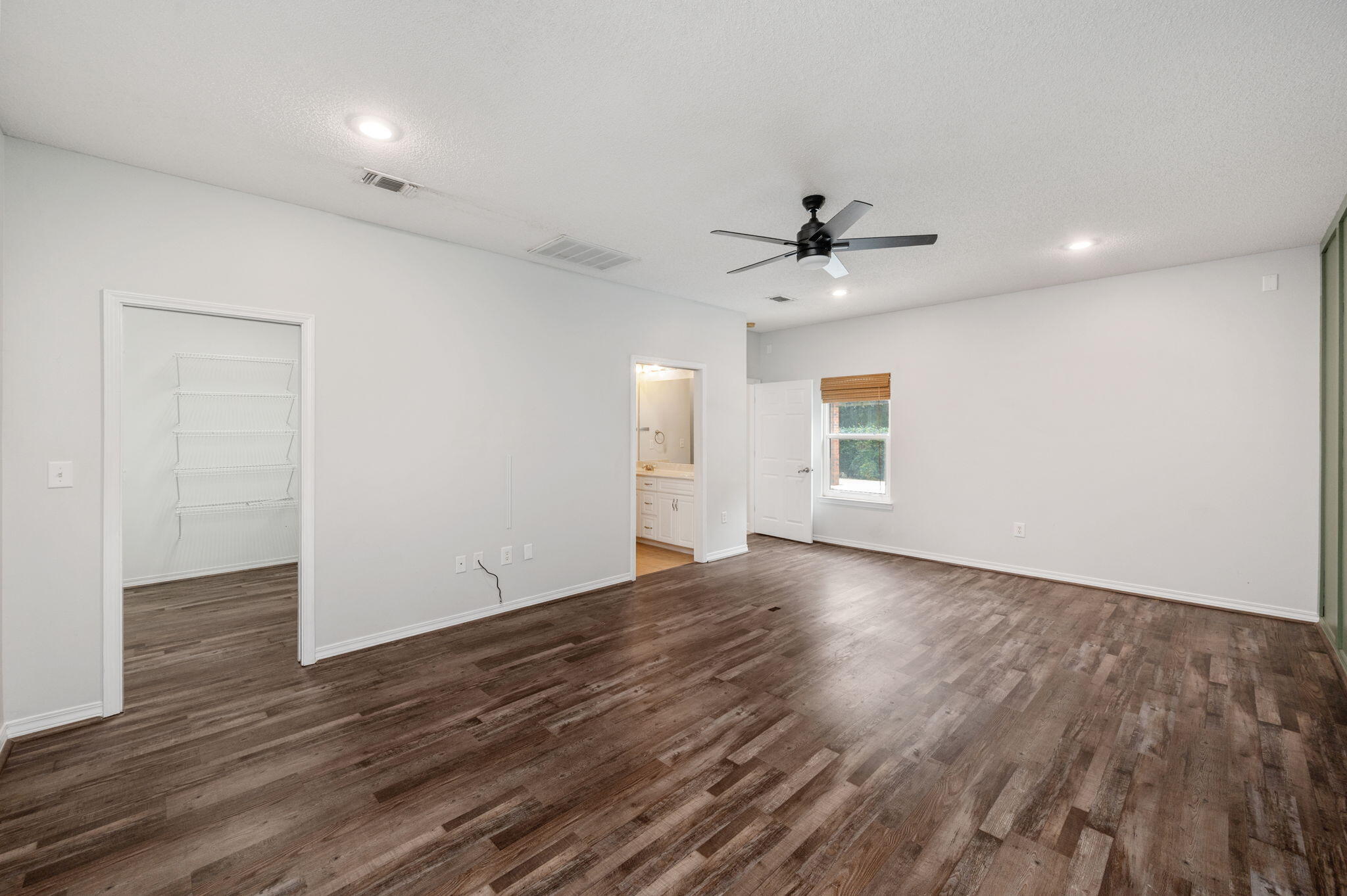 6056 Garden City Road Crestview FL 32539