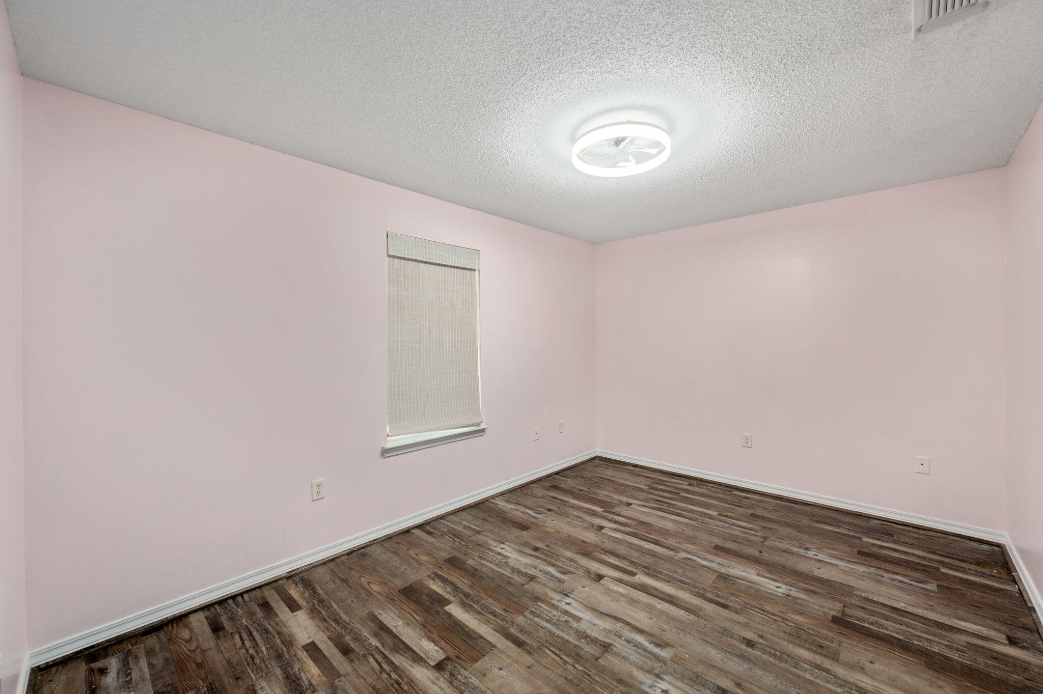 6056 Garden City Road Crestview FL 32539
