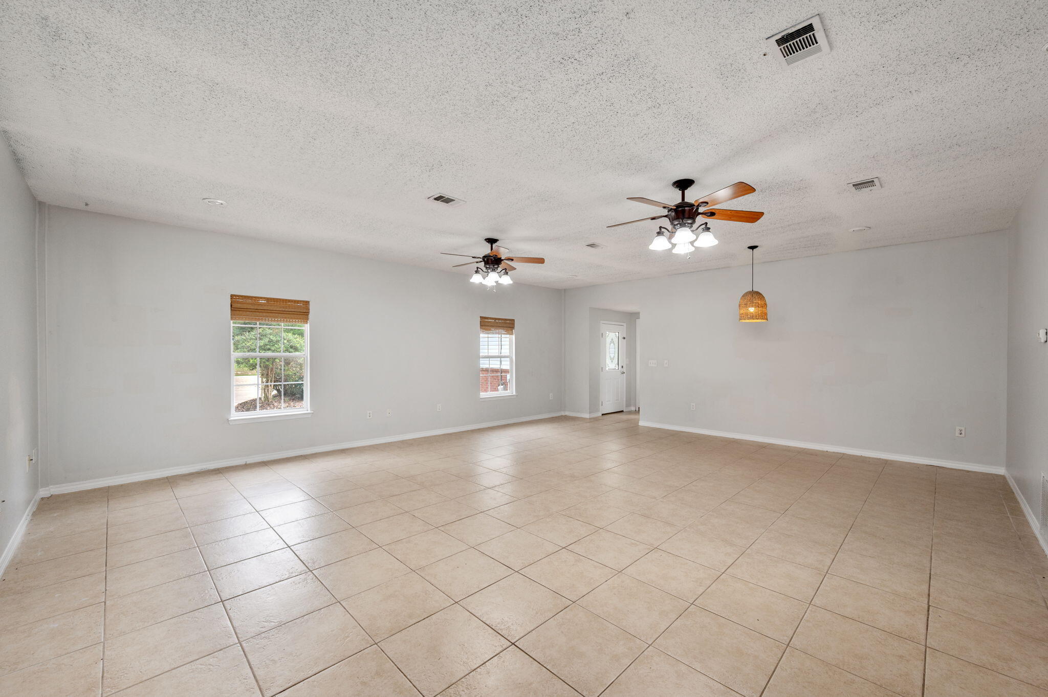 6056 Garden City Road Crestview FL 32539