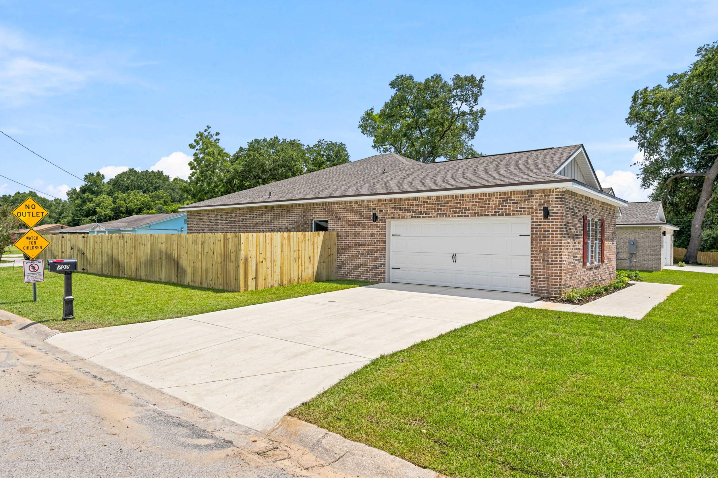 709 NW Lovejoy Road Fort Walton Beach FL 32548