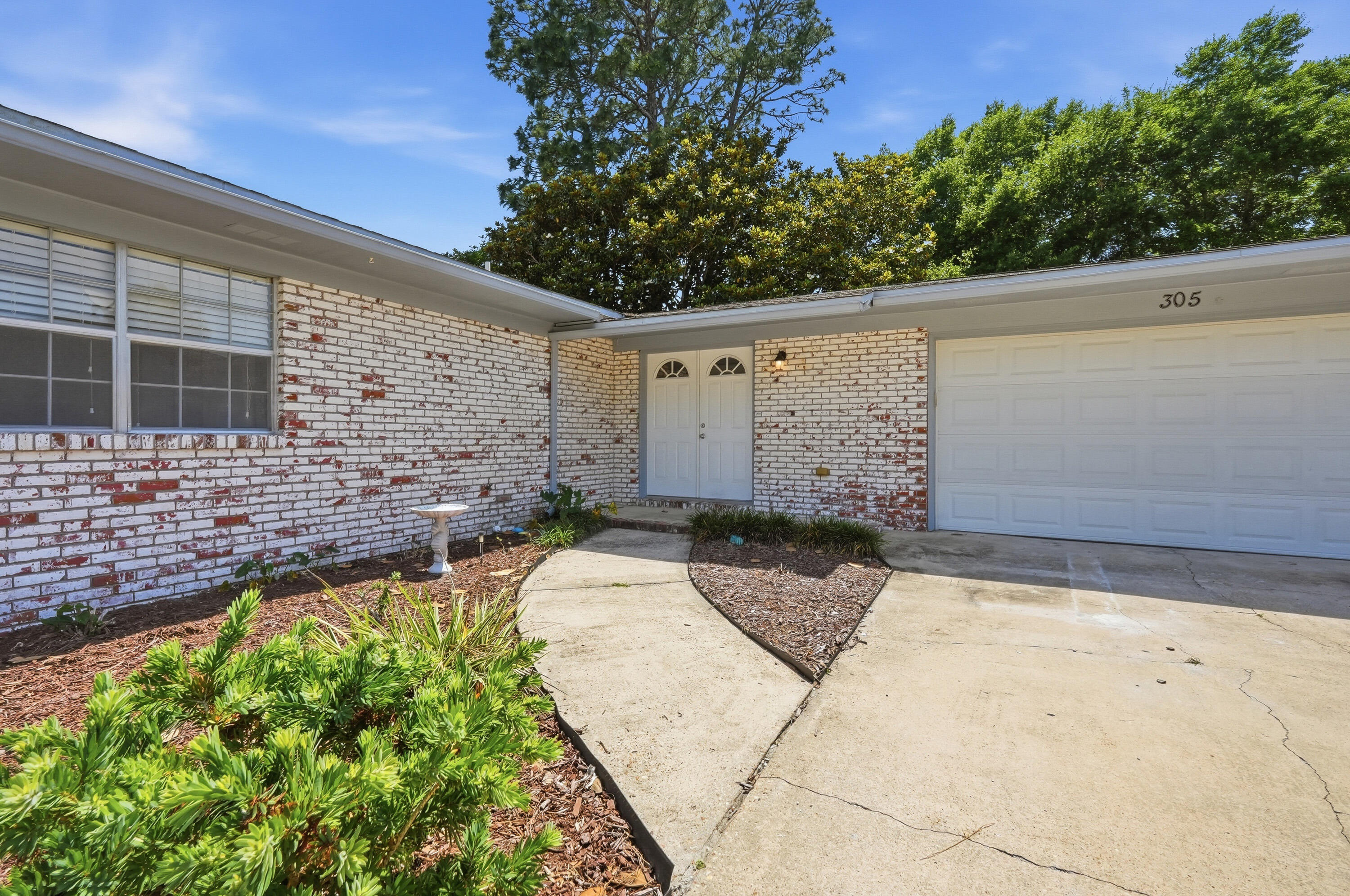 305 St. Andrews Drive Niceville FL 32578