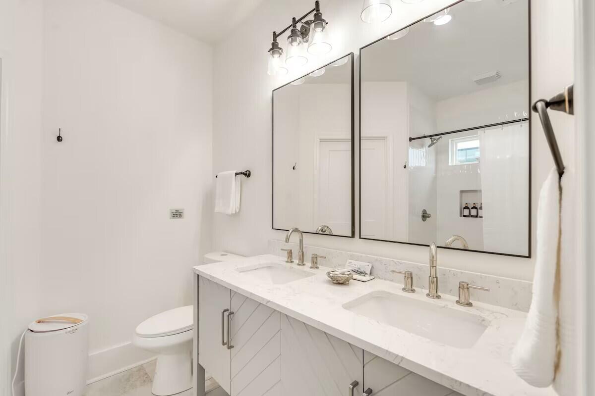 7349 Grand Navarre Bldv Boulevard Navarre FL 32566