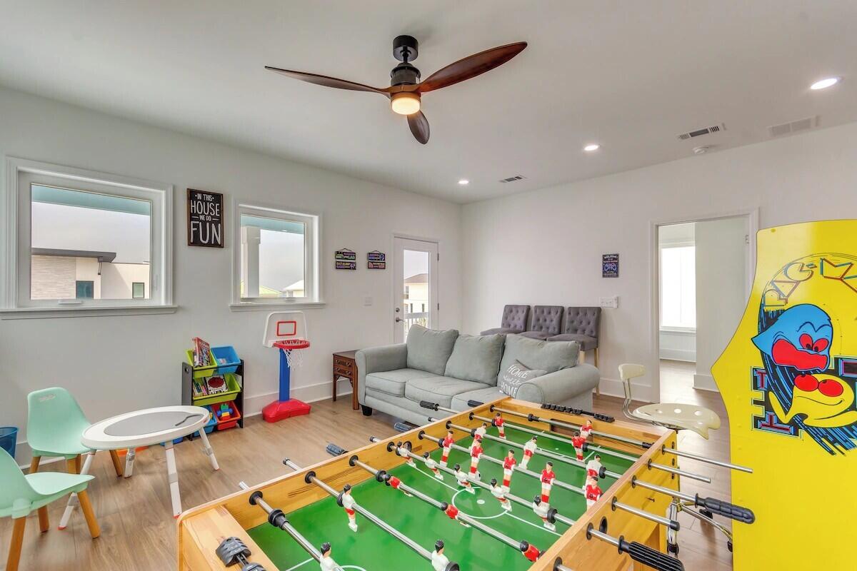 7349 Grand Navarre Bldv Boulevard Navarre FL 32566