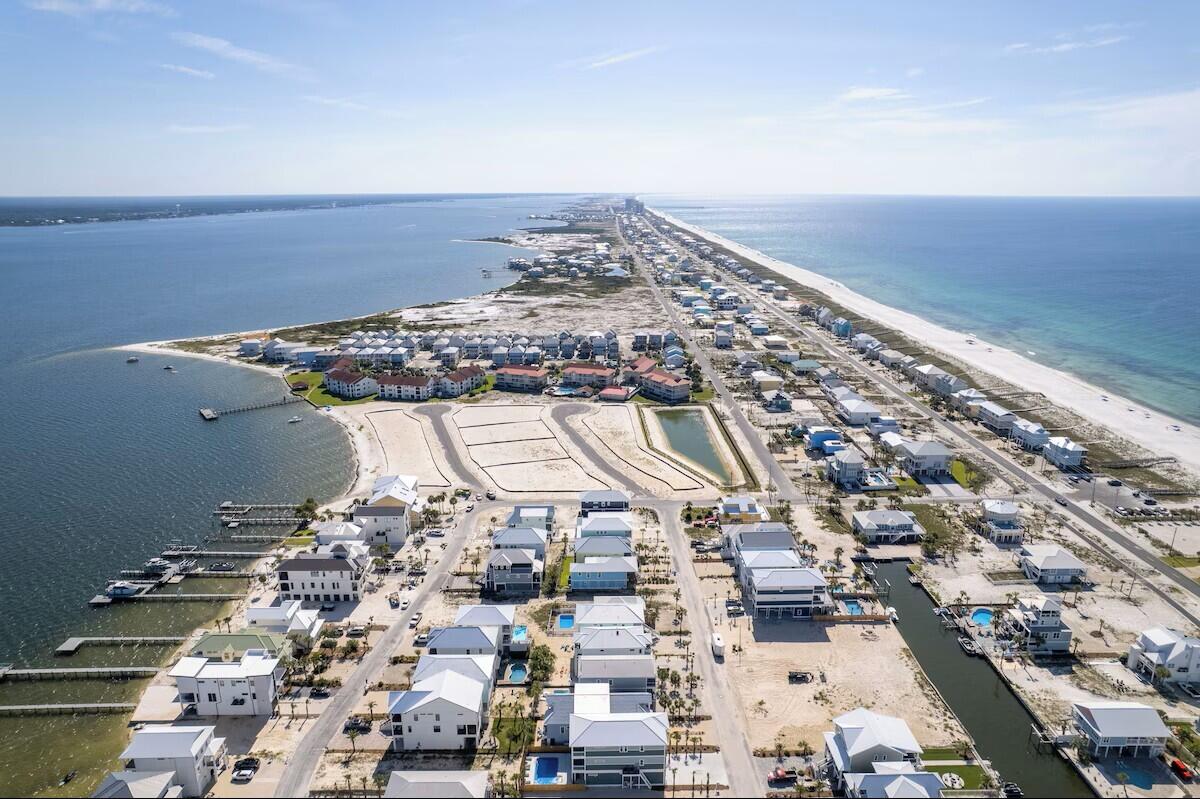 7349 Grand Navarre Bldv Boulevard Navarre FL 32566