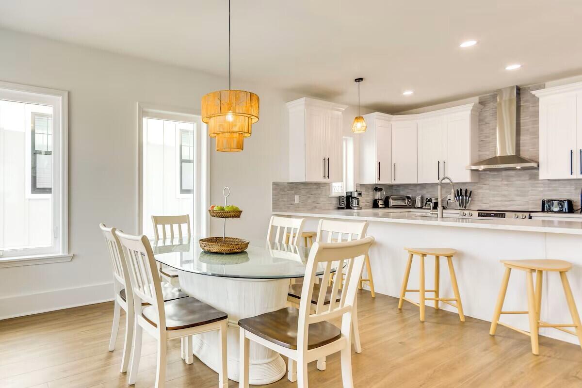 7349 Grand Navarre Bldv Boulevard Navarre FL 32566