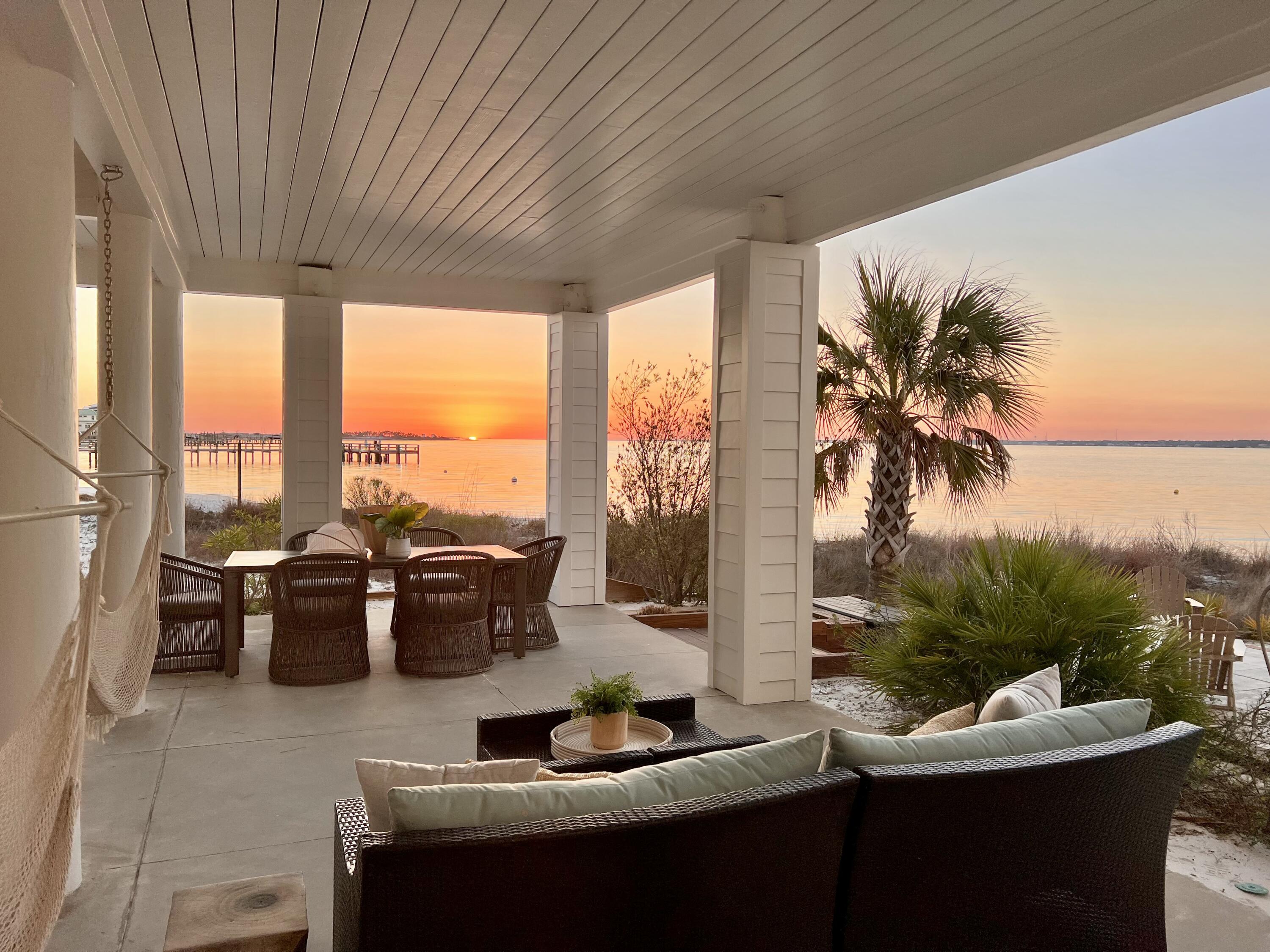 1466 Seaside Circle Navarre FL 32566