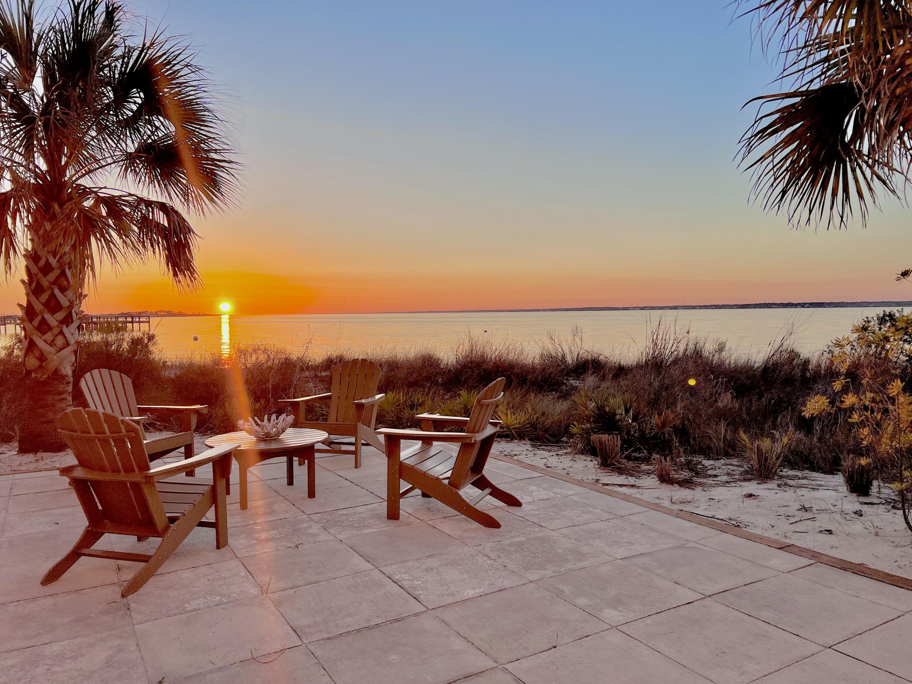 1466 Seaside Circle Navarre FL 32566