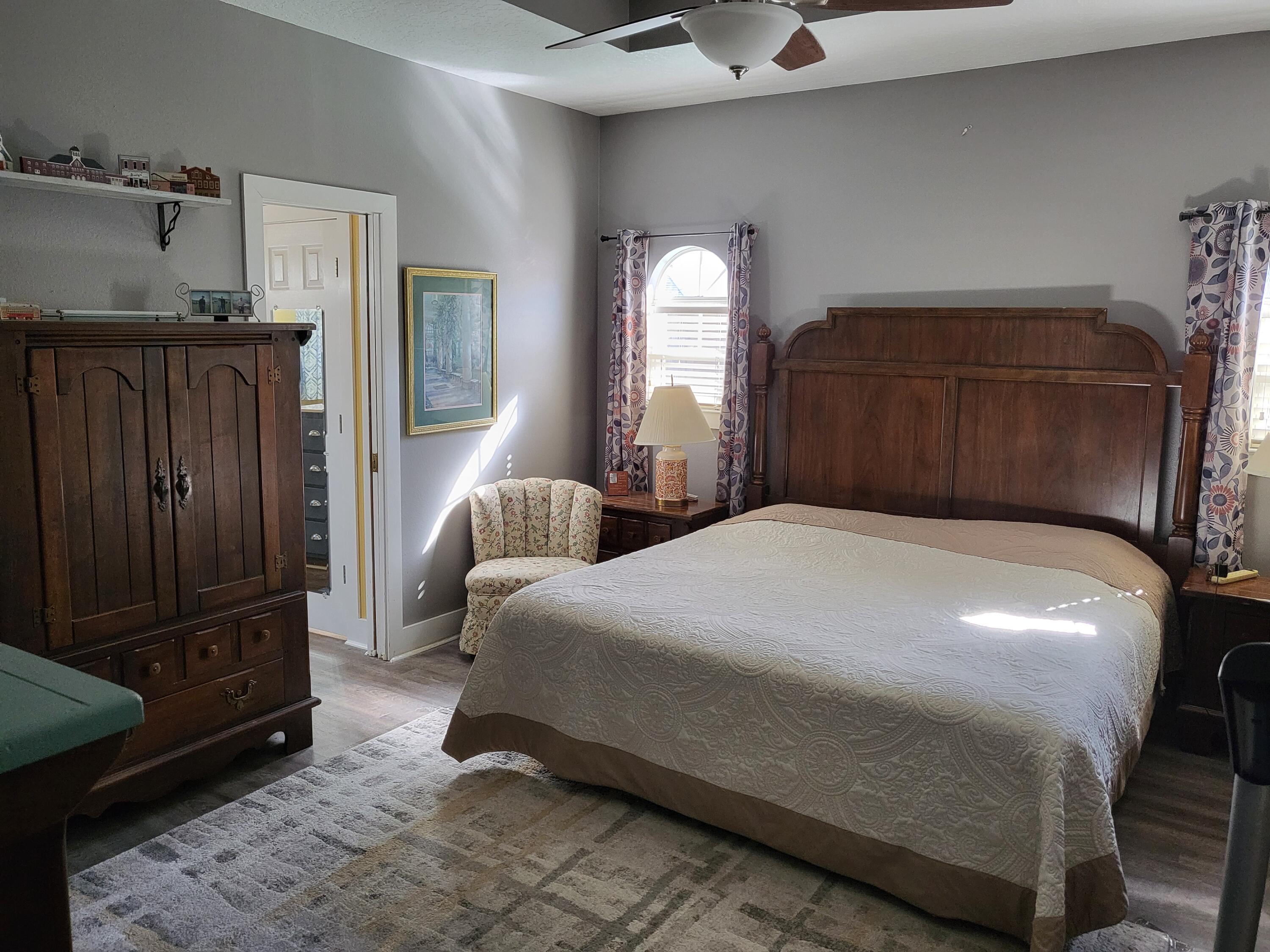 16 Shalimar Drive Shalimar FL 32579
