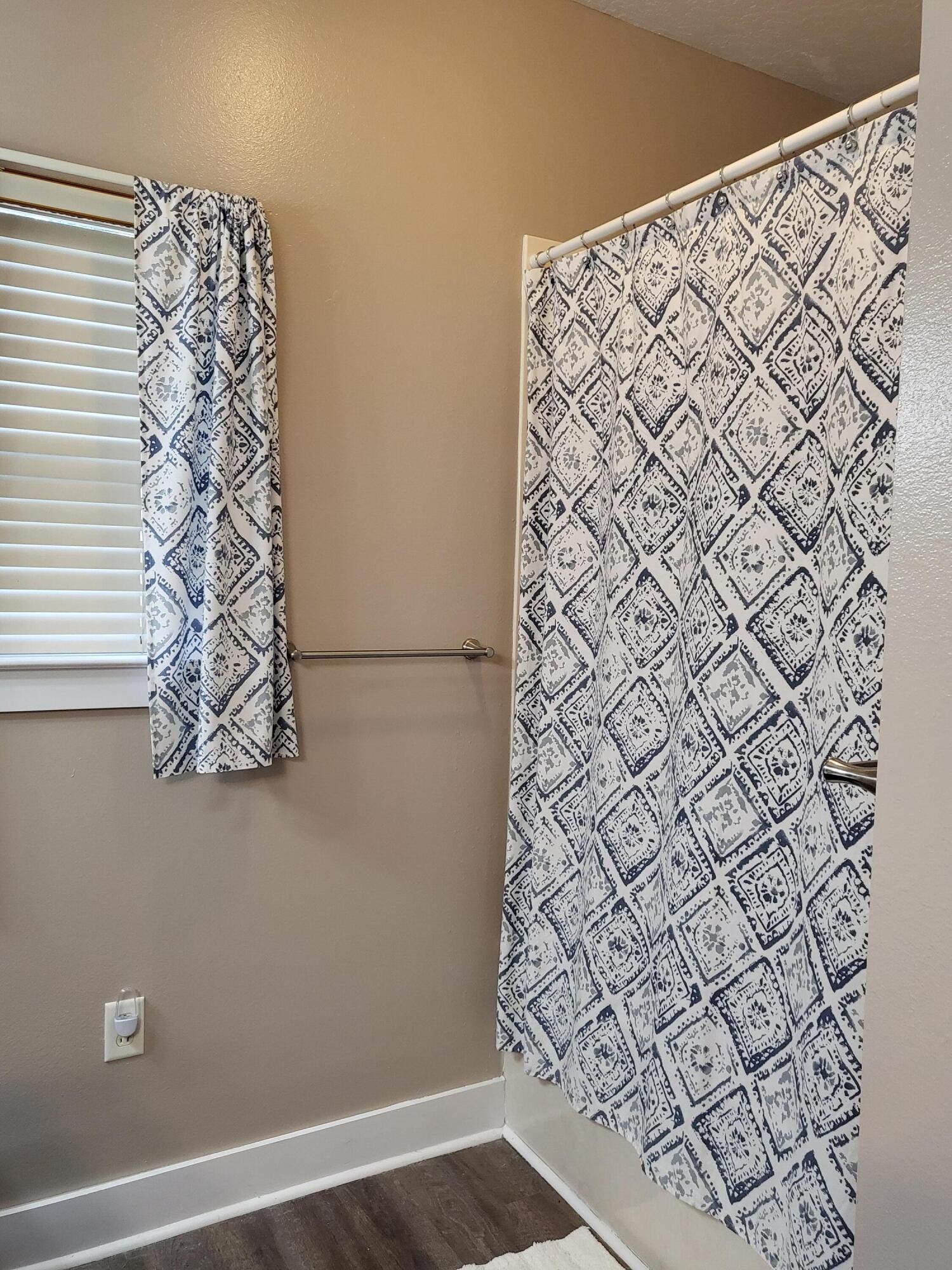 16 Shalimar Drive Shalimar FL 32579