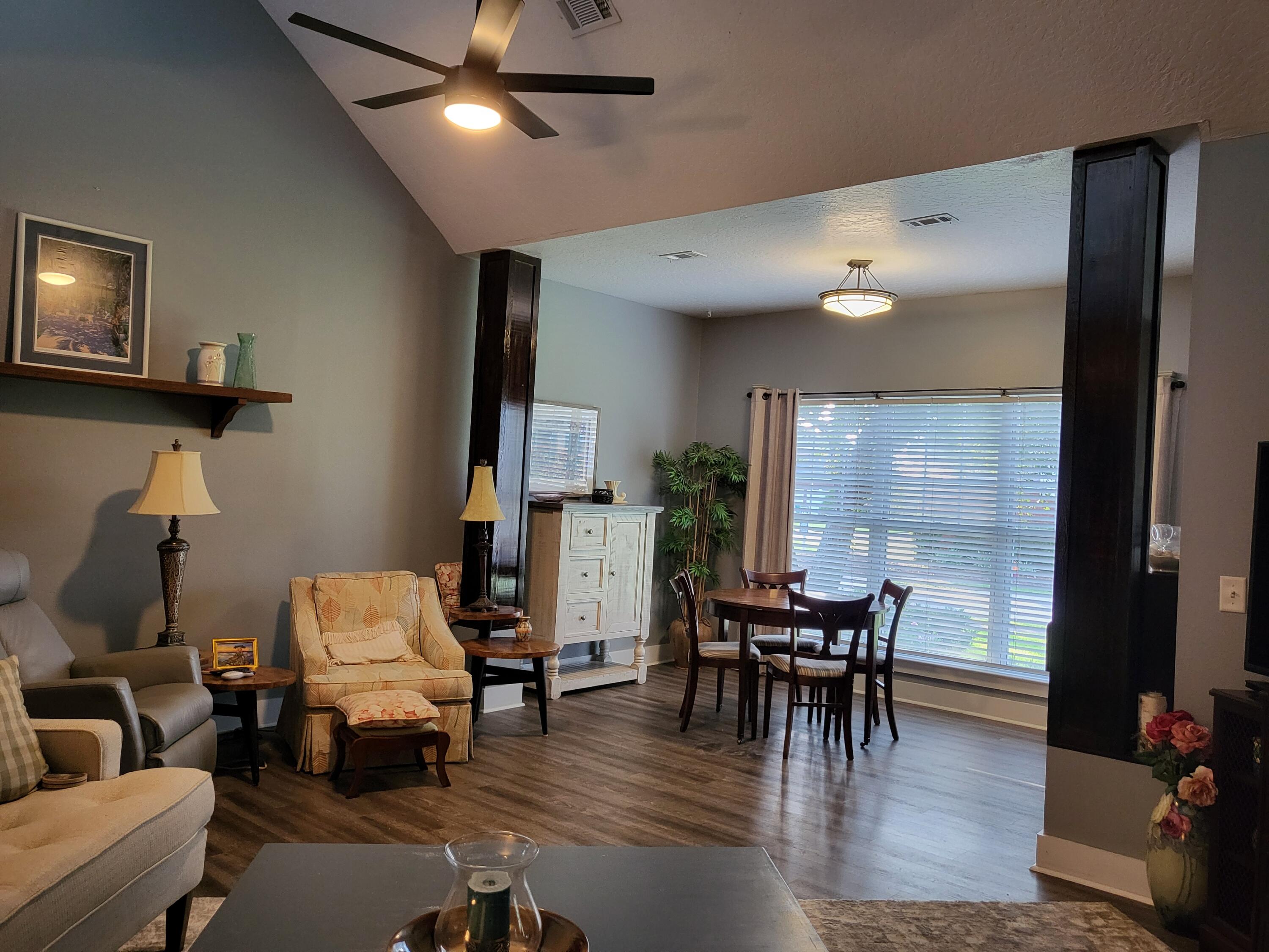 16 Shalimar Drive Shalimar FL 32579