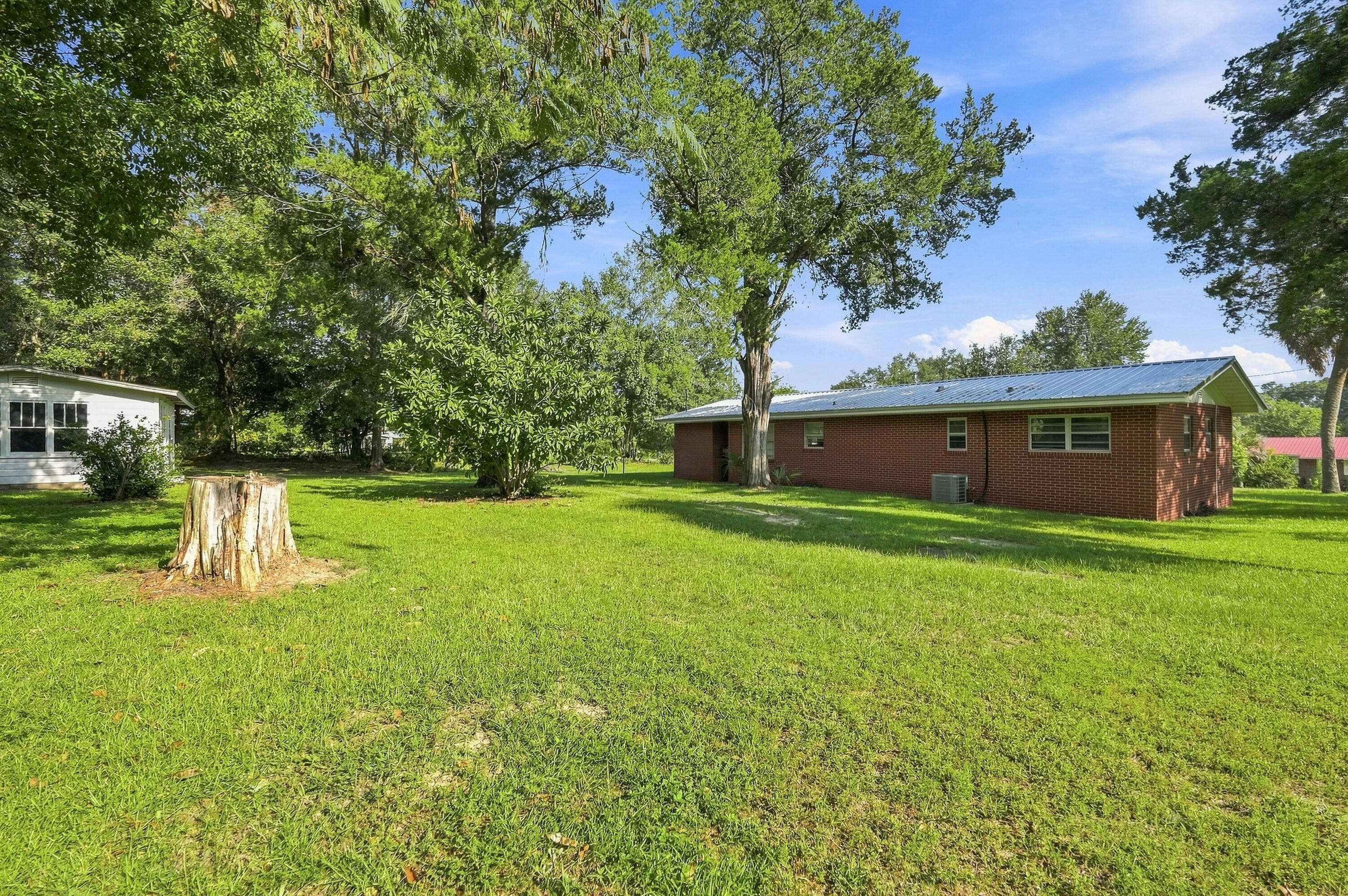 301 E Minnesota Avenue Bonifay FL 32425