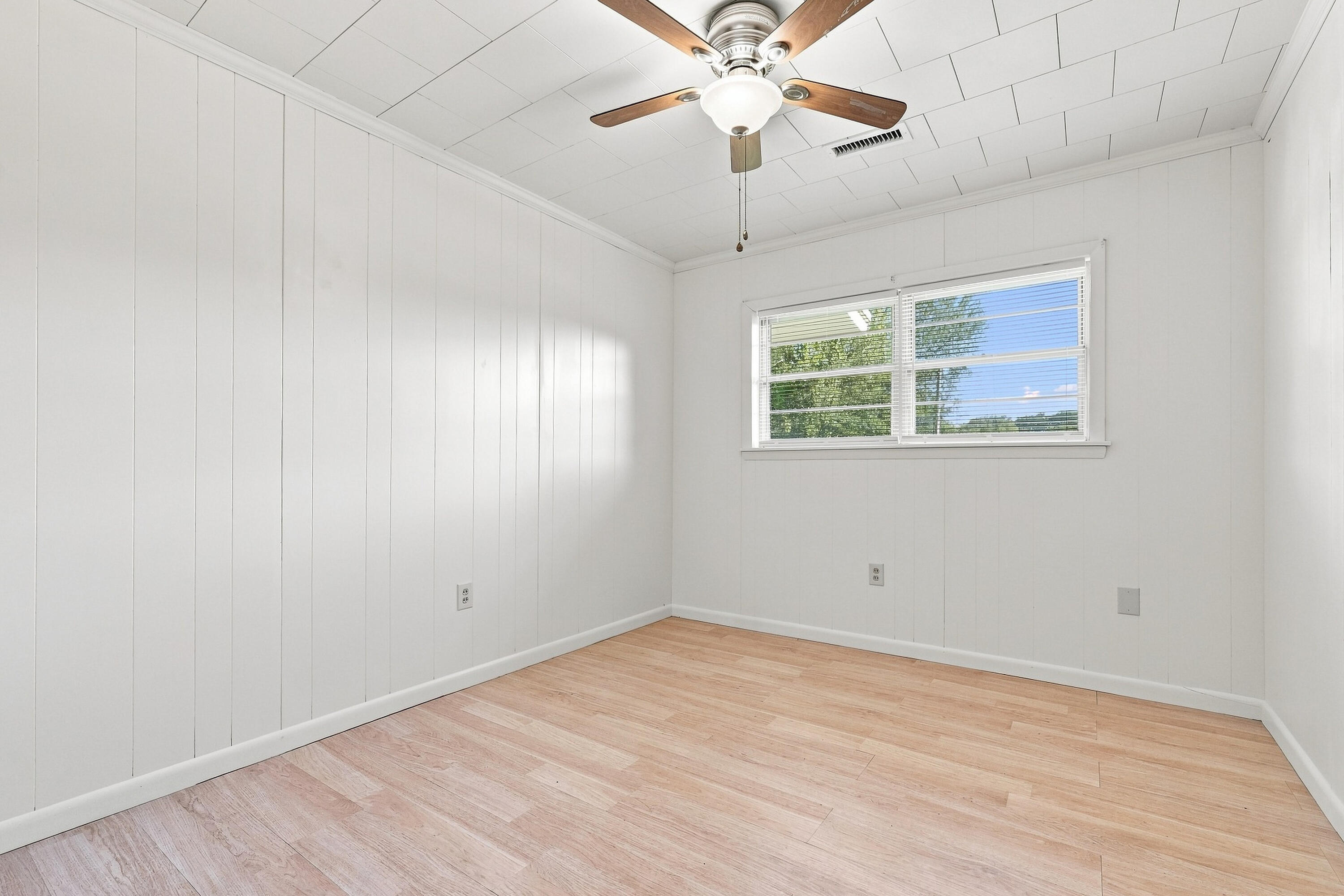 301 E Minnesota Avenue Bonifay FL 32425