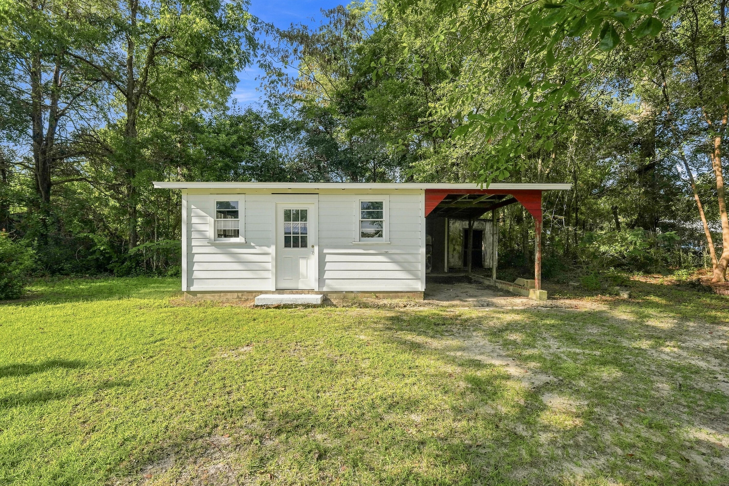 301 E Minnesota Avenue Bonifay FL 32425