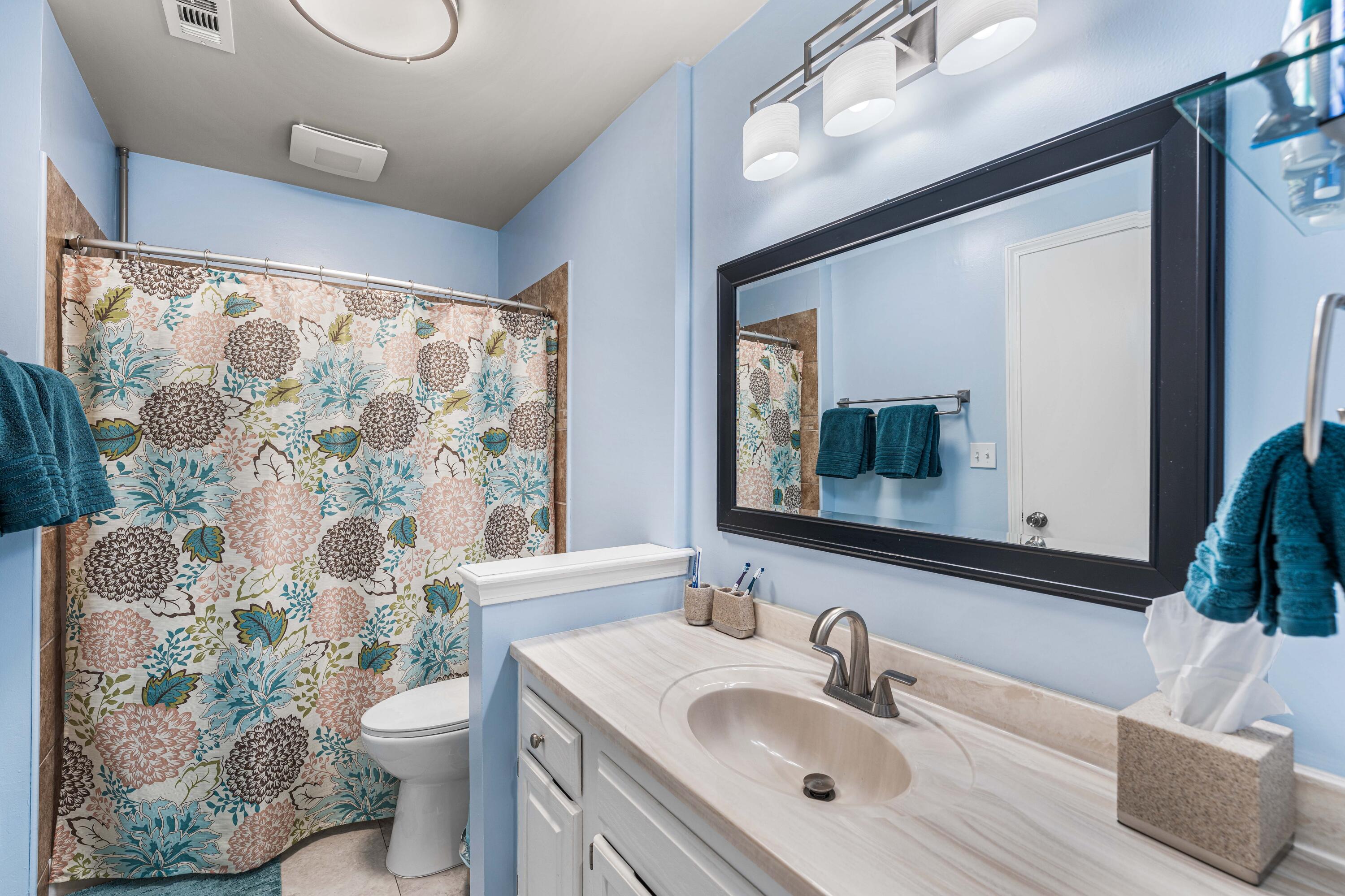 600 E Greenwood Cove Niceville FL 32578