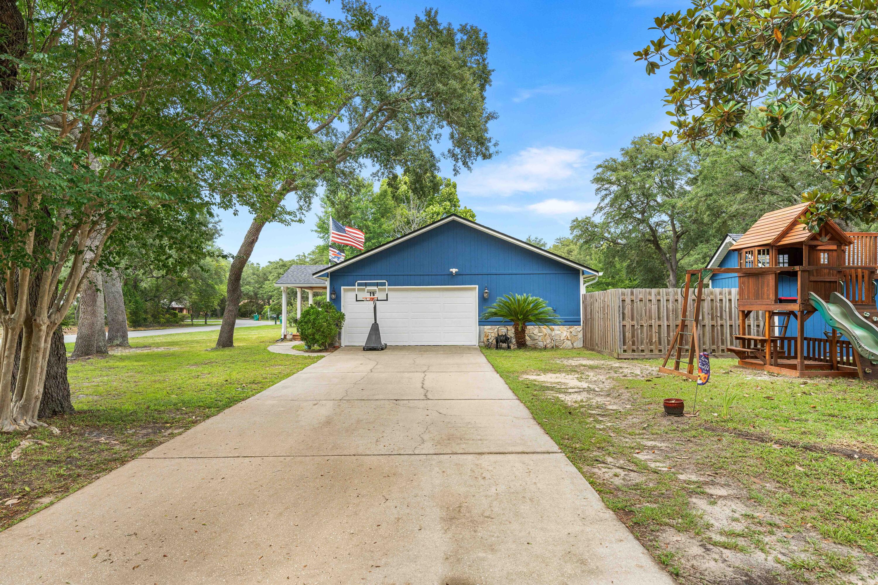 600 E Greenwood Cove Niceville FL 32578