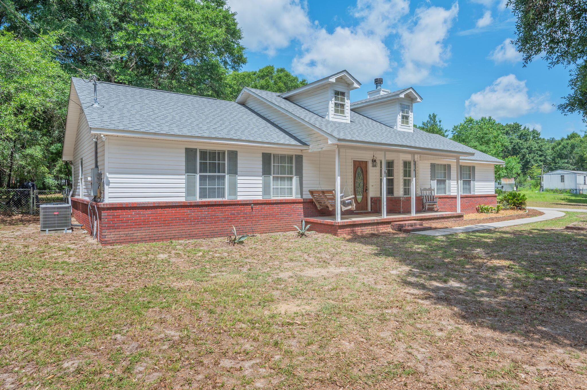 6014 Robin Road Crestview FL 32539