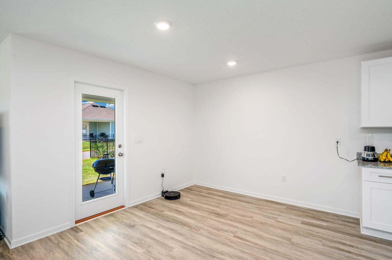 103 Riverwalk Circle Freeport FL 32439