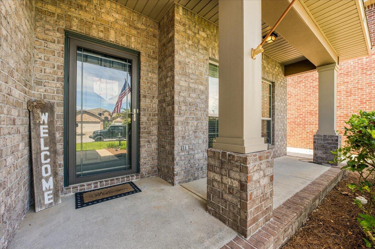 1819 Waterford Sound Boulevard Gulf Breeze FL 32563