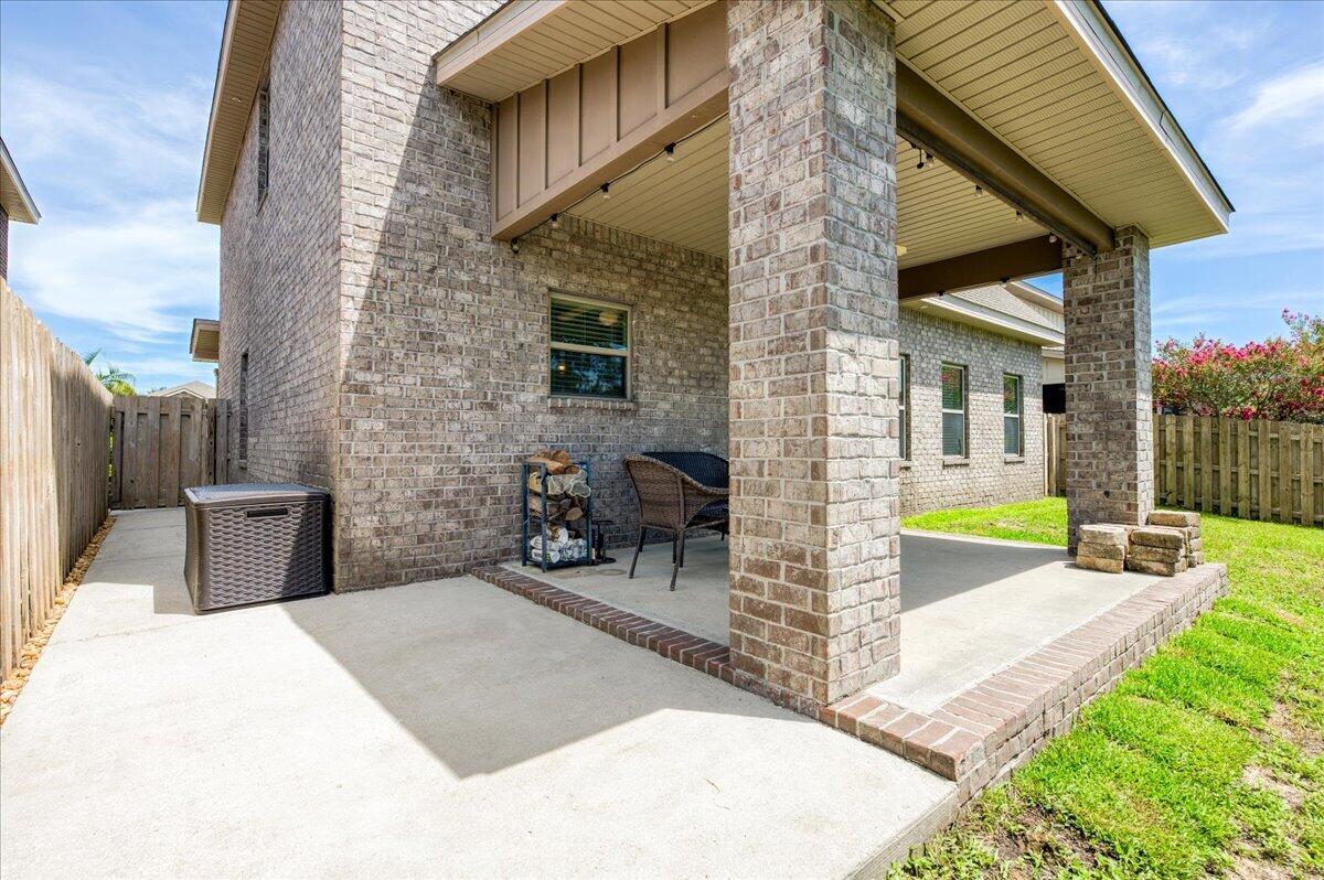 1819 Waterford Sound Boulevard Gulf Breeze FL 32563