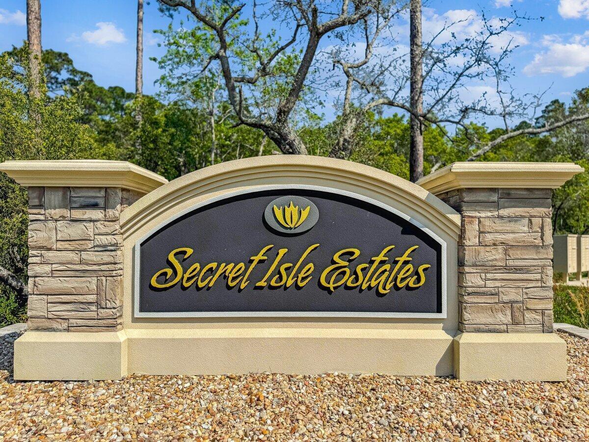 3291 Secret Isle Way Navarre FL 32566