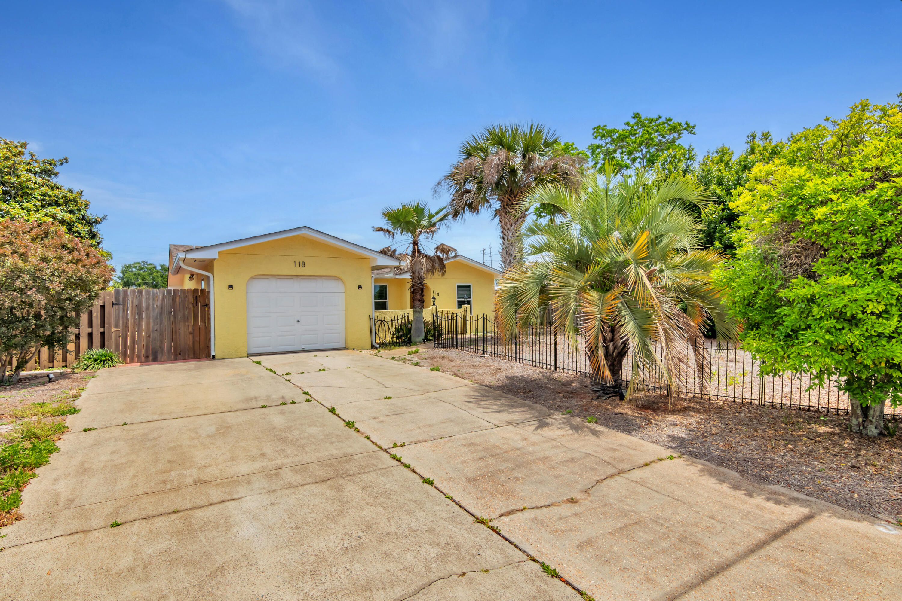 118 Lakeside Circle Panama City Beach FL 32413