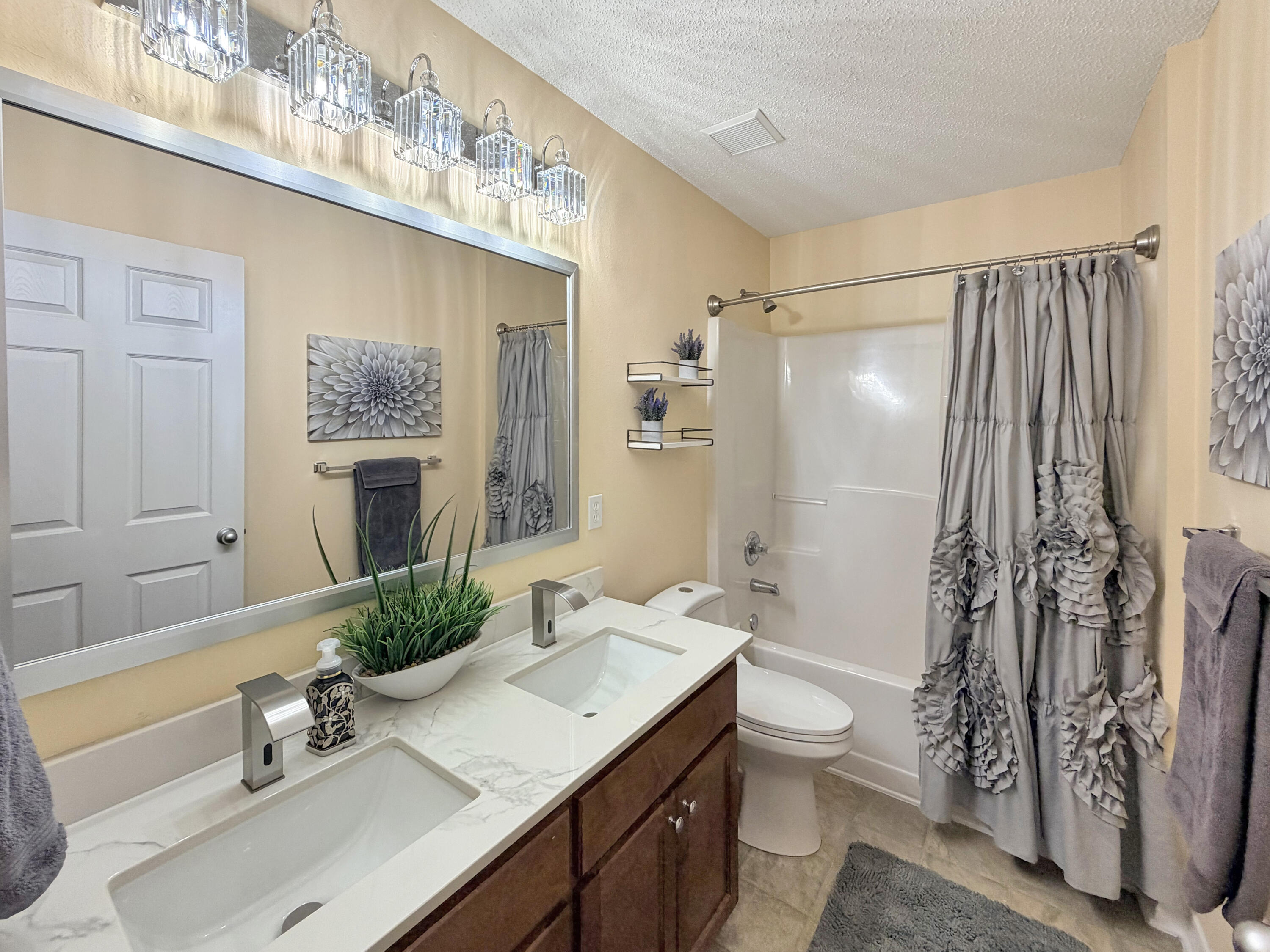 221 Citadel Lane Crestview FL 32539