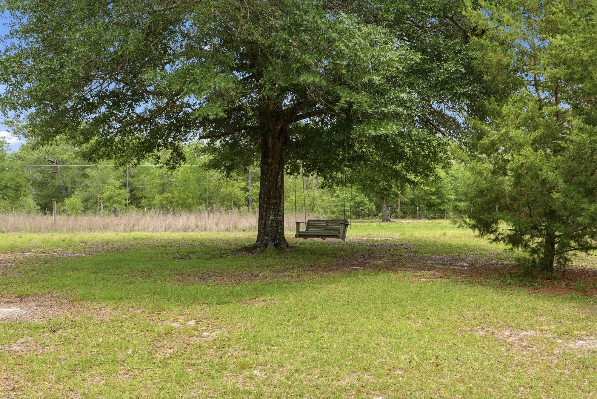 585 E Huckaba Road Defuniak Springs FL 32435
