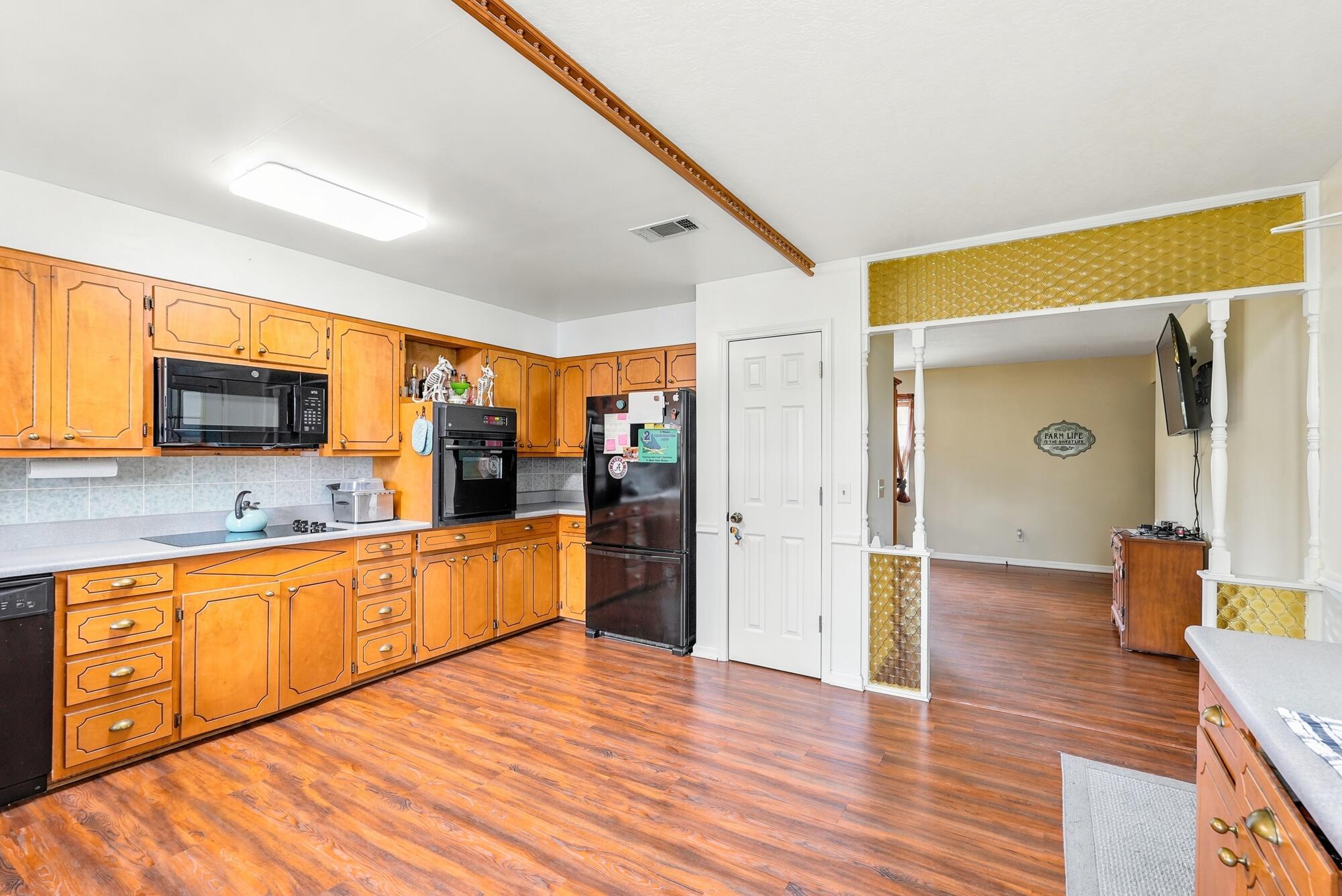 585 E Huckaba Road Defuniak Springs FL 32435