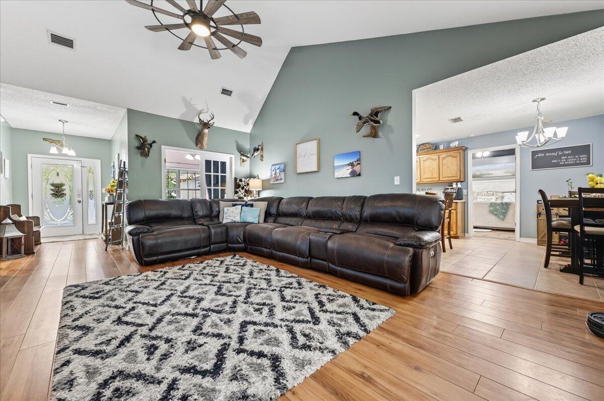 127 Fairway Drive Crestview FL 32536