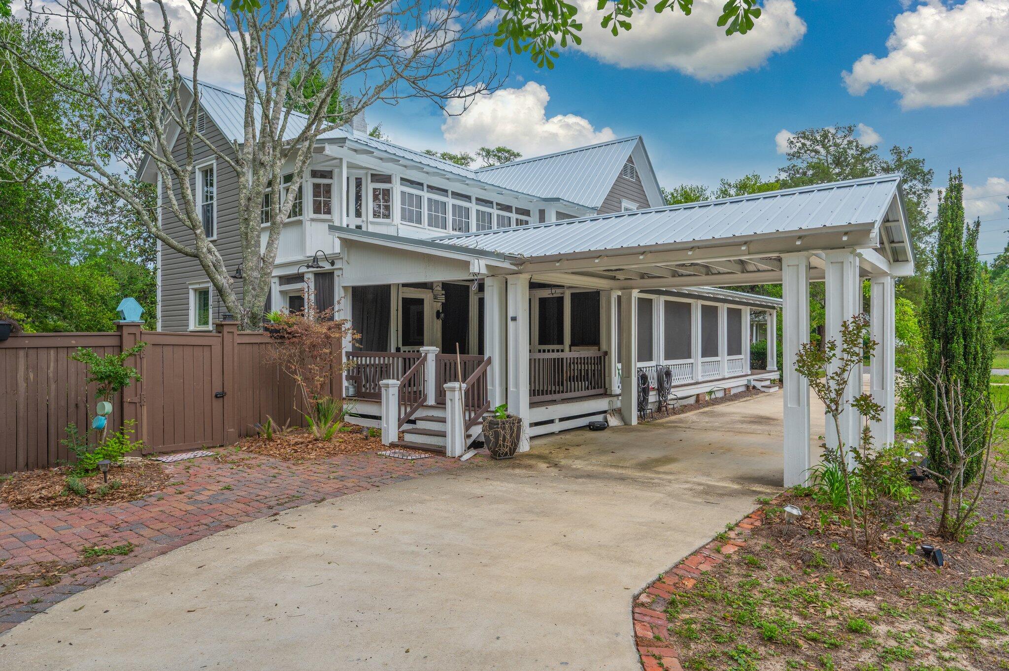 54 Plateau Avenue Defuniak Springs FL 32435