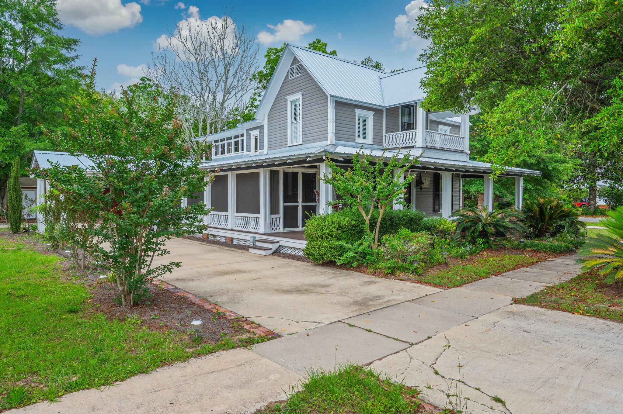 54 Plateau Avenue Defuniak Springs FL 32435