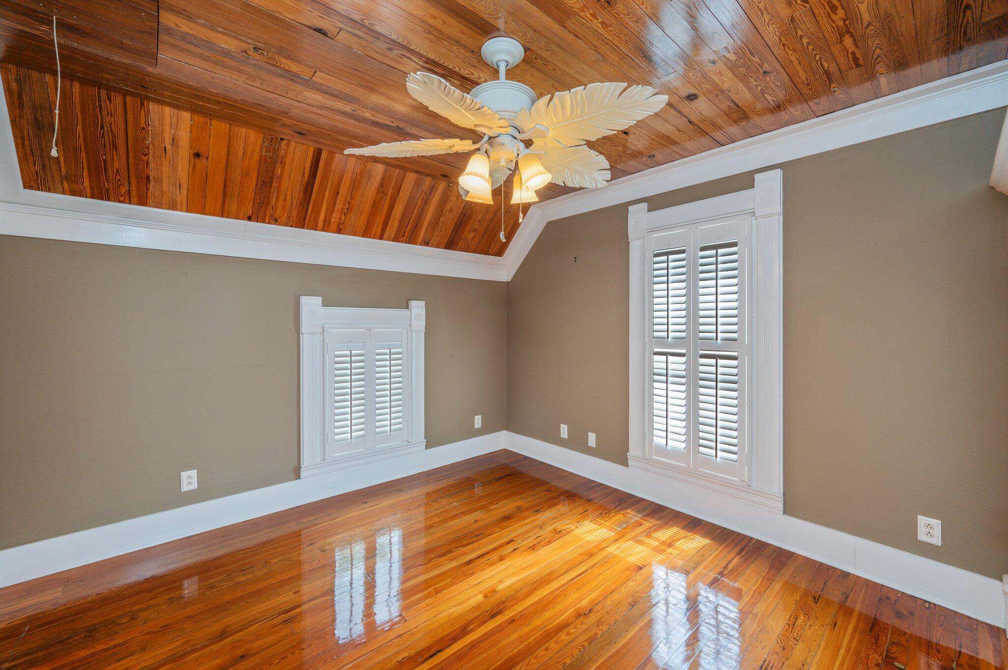 54 Plateau Avenue Defuniak Springs FL 32435