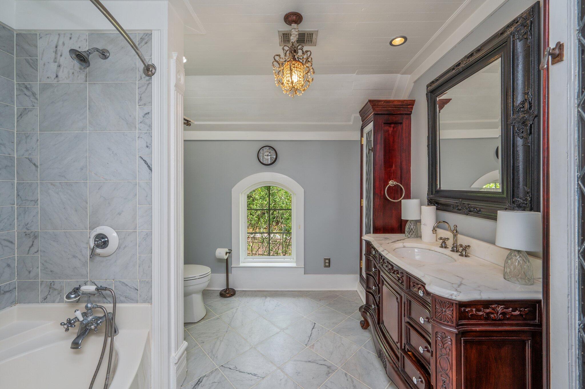 54 Plateau Avenue Defuniak Springs FL 32435