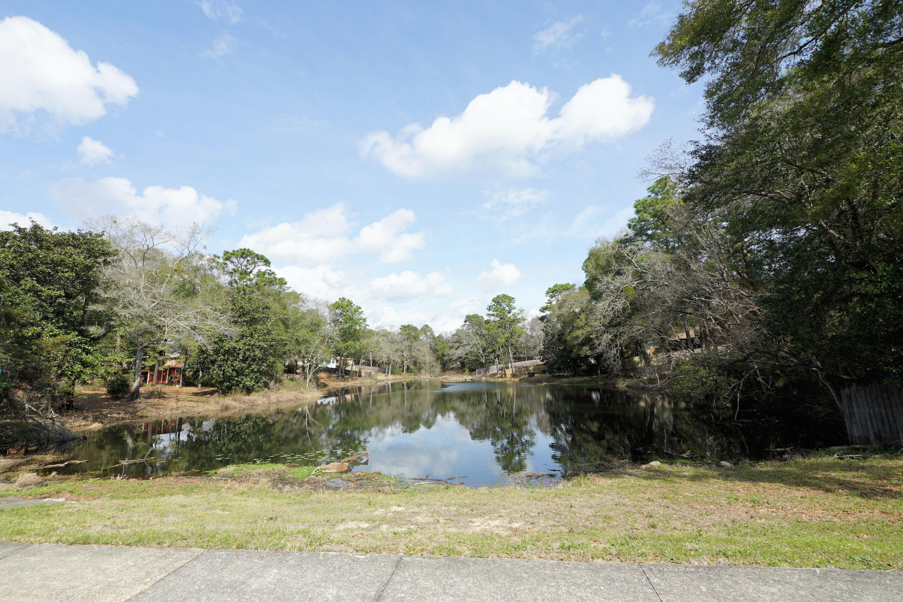 1016 Pine Lake Drive Niceville FL 32578