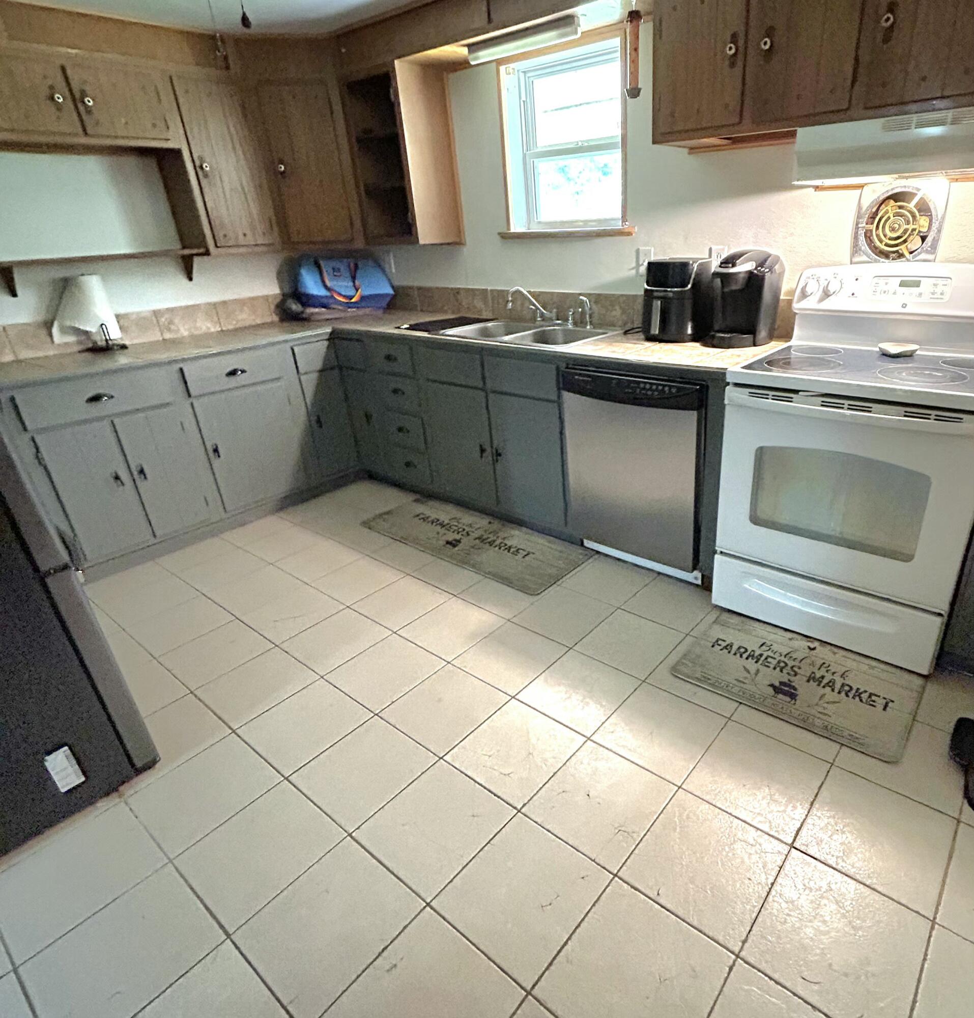 245 S Tram Road Ponce De Leon FL 32455