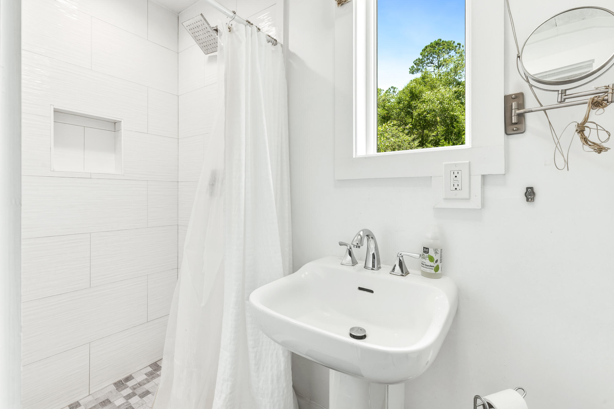 92 W Harborview Road Santa Rosa Beach FL 32459