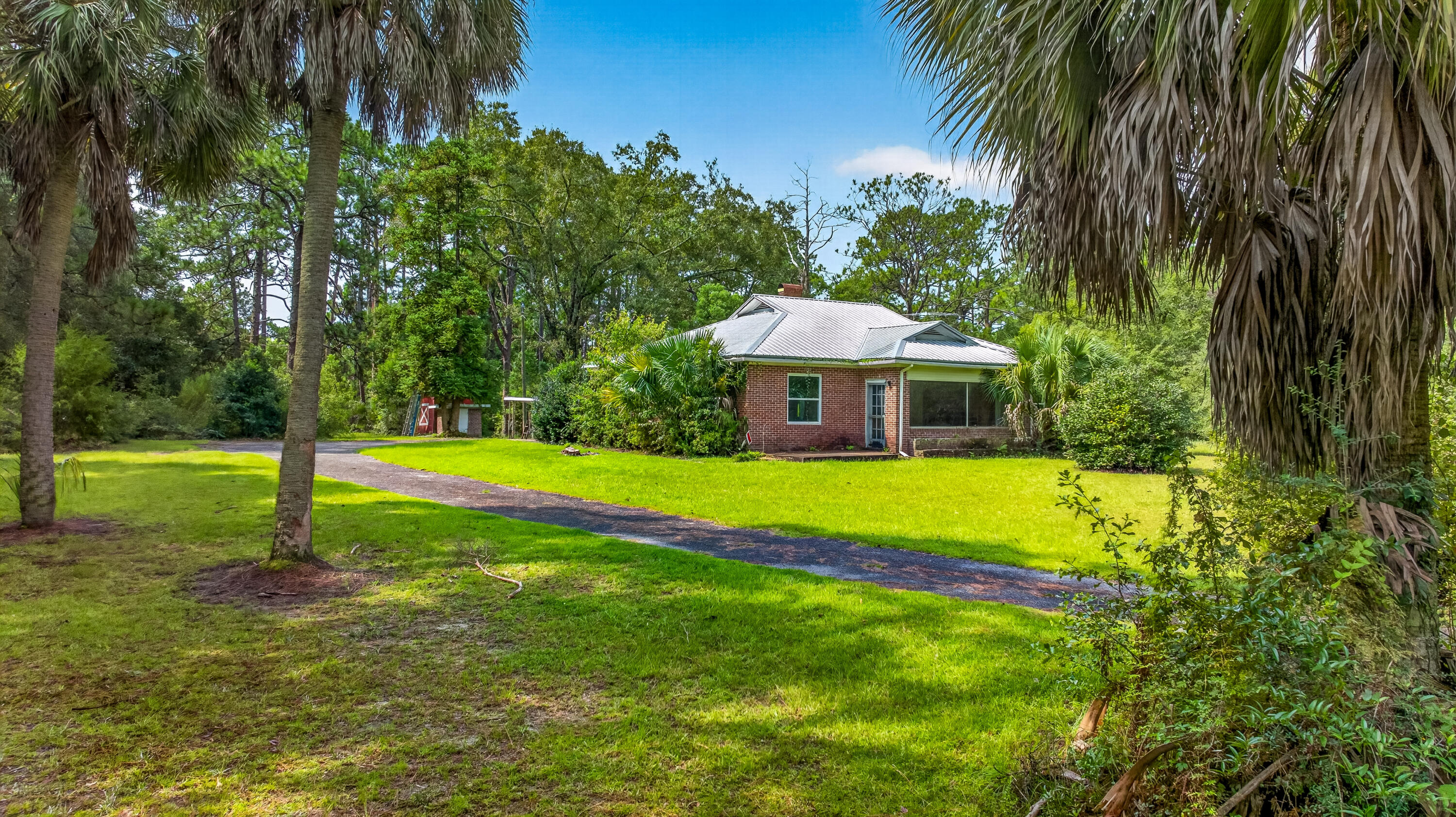 1694 Co Hwy 280a Defuniak Springs FL 32435