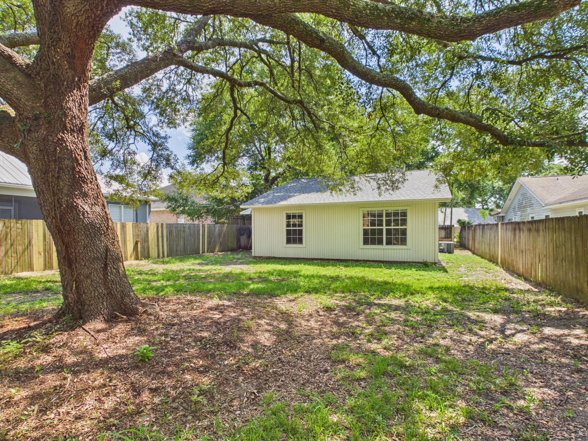 1920 Redwood Avenue Niceville FL 32578