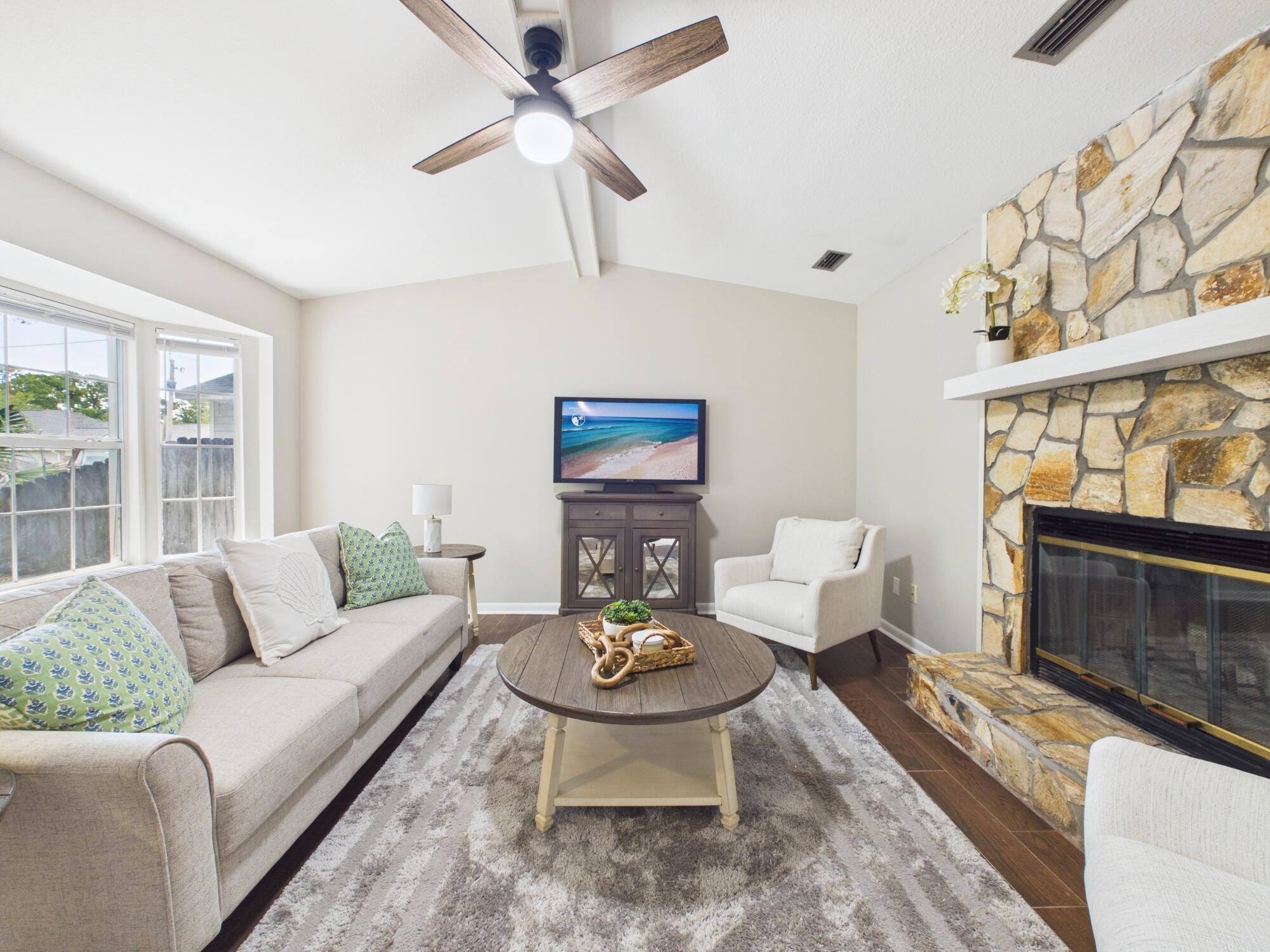 1920 Redwood Avenue Niceville FL 32578