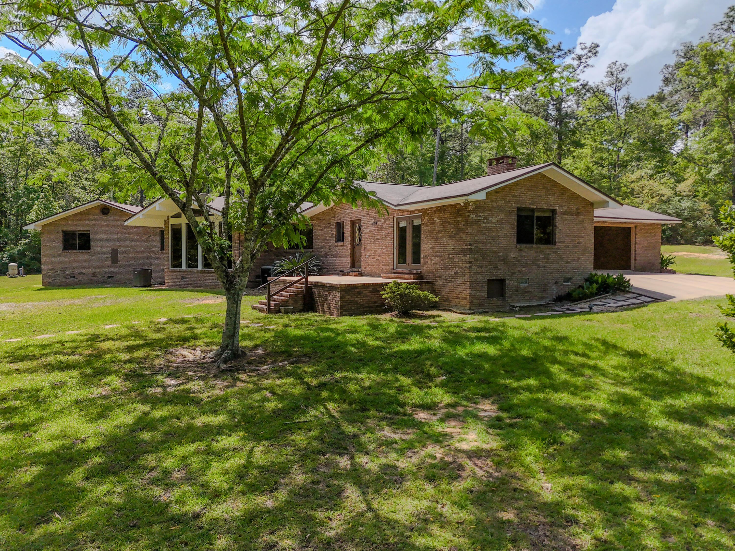 1186 Pine Forest Road Chipley FL 32428