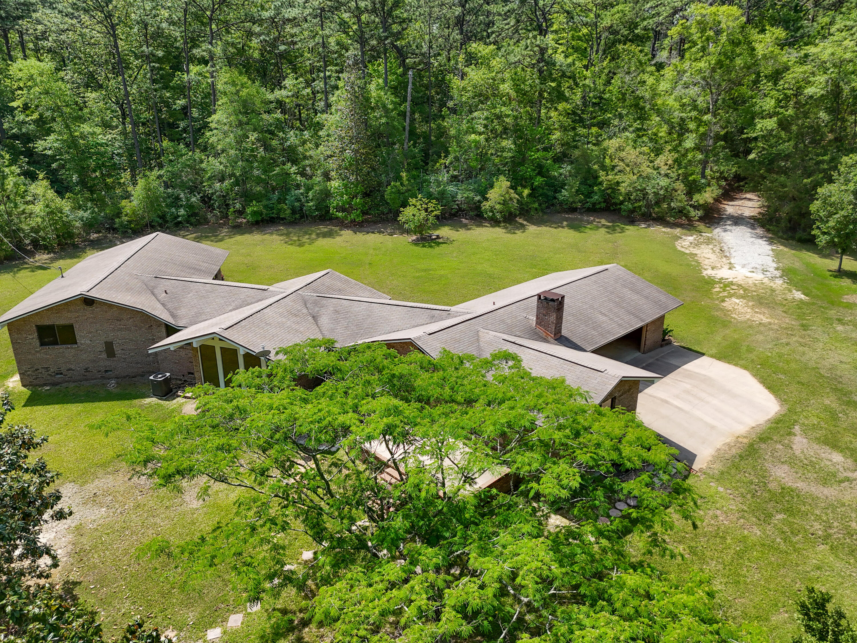 1186 Pine Forest Road Chipley FL 32428