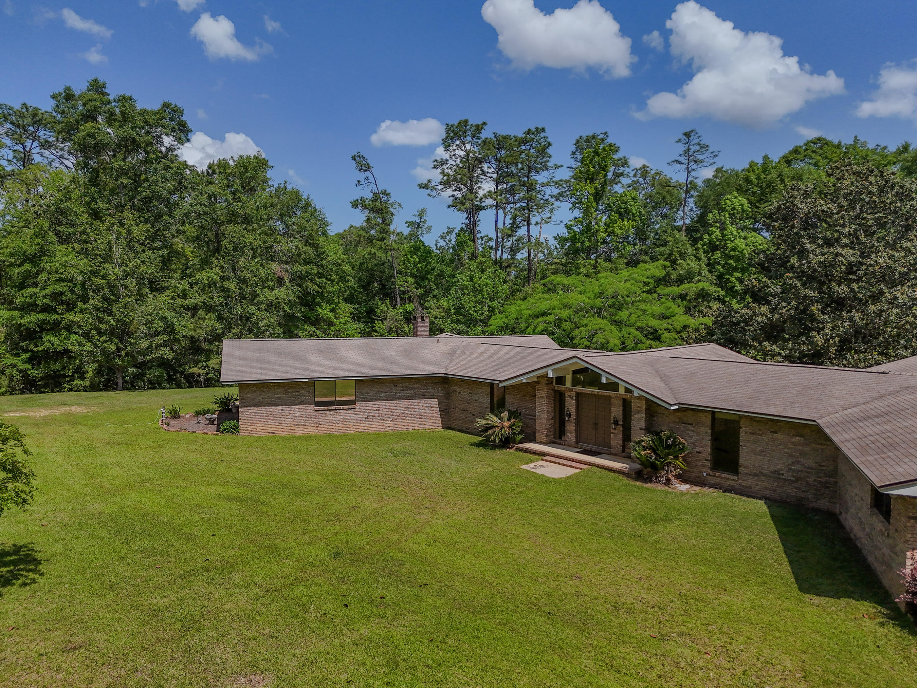 1186 Pine Forest Road Chipley FL 32428