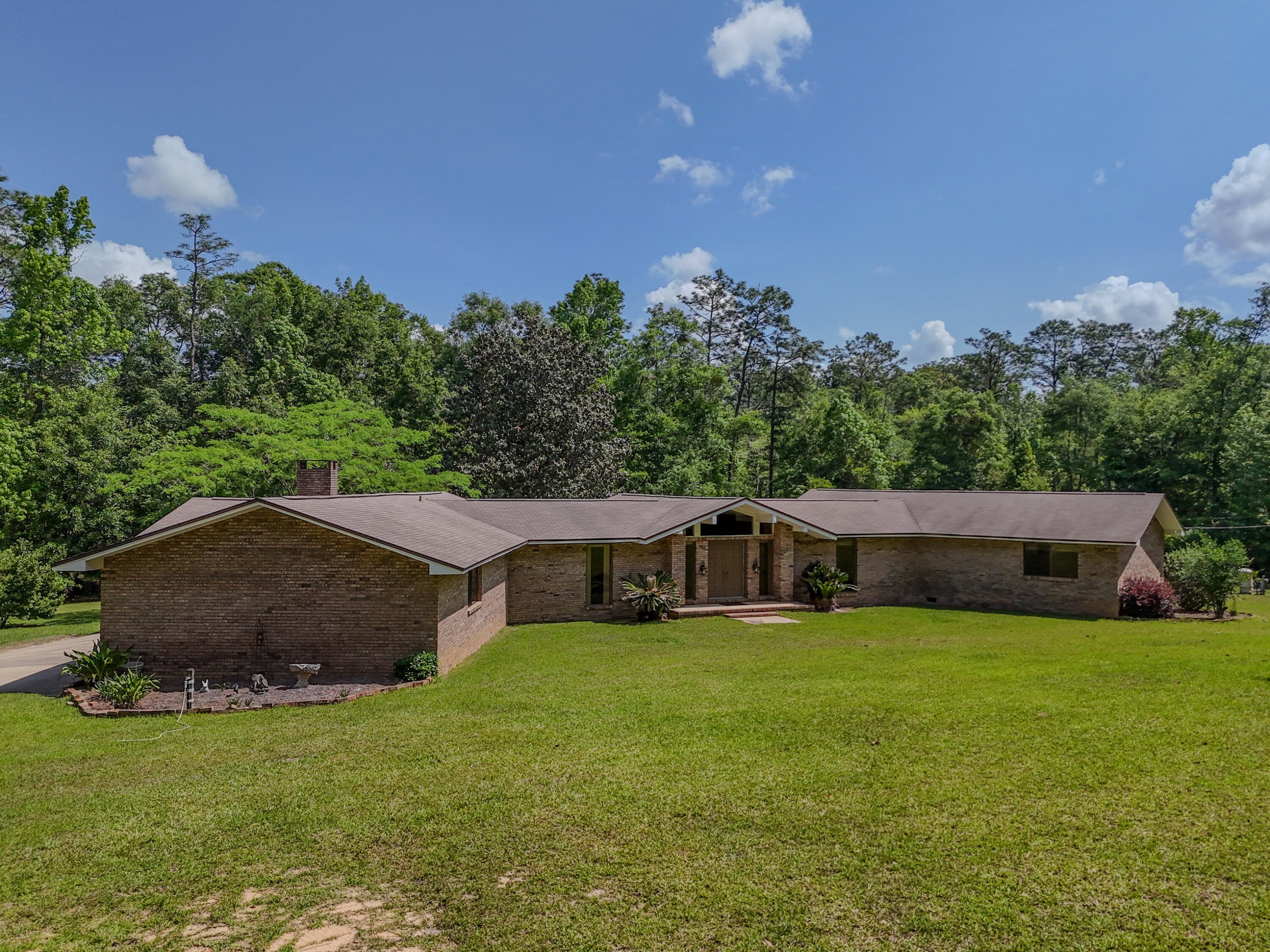 1186 Pine Forest Road Chipley FL 32428
