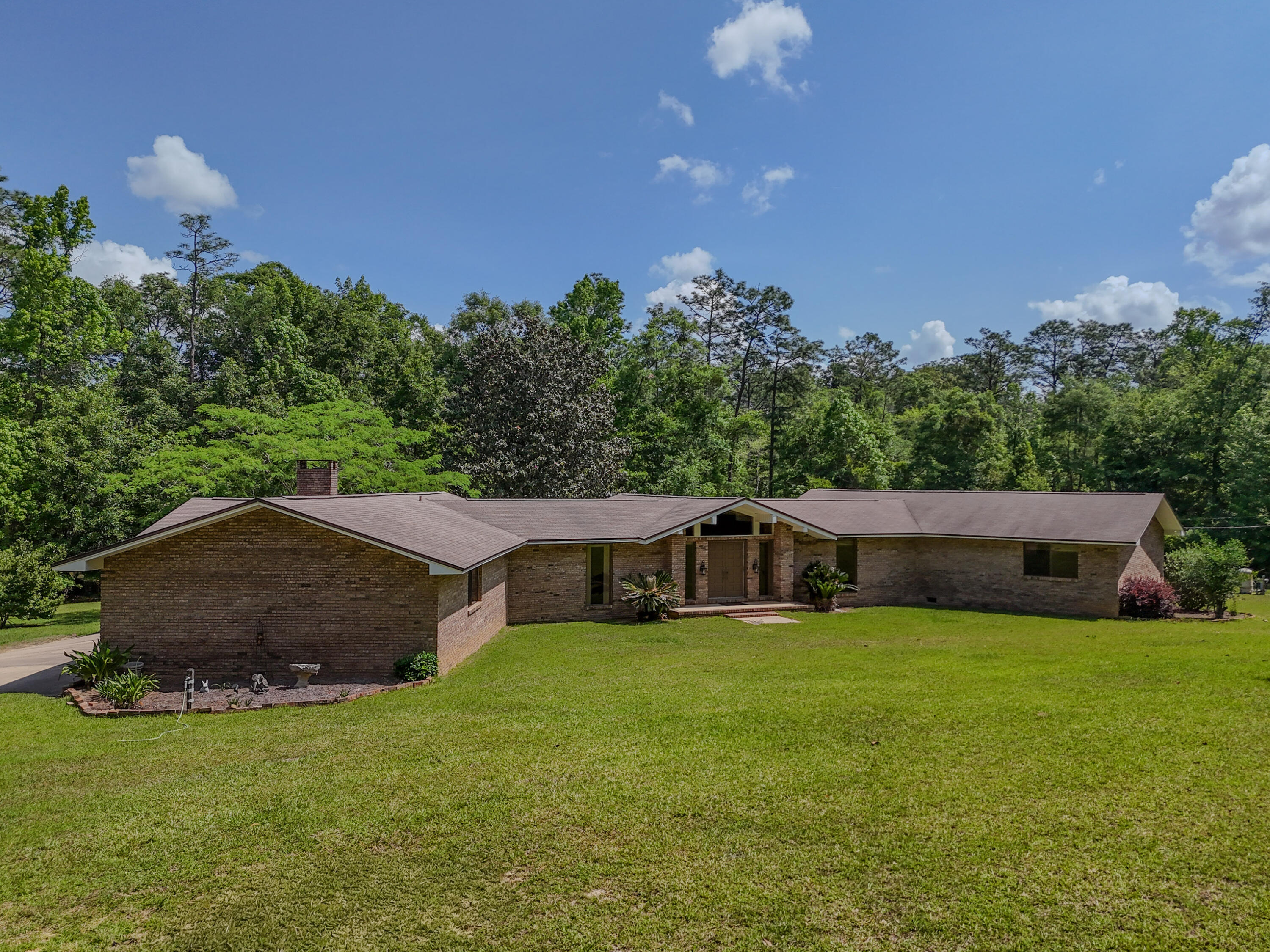 1186 Pine Forest Road Chipley FL 32428