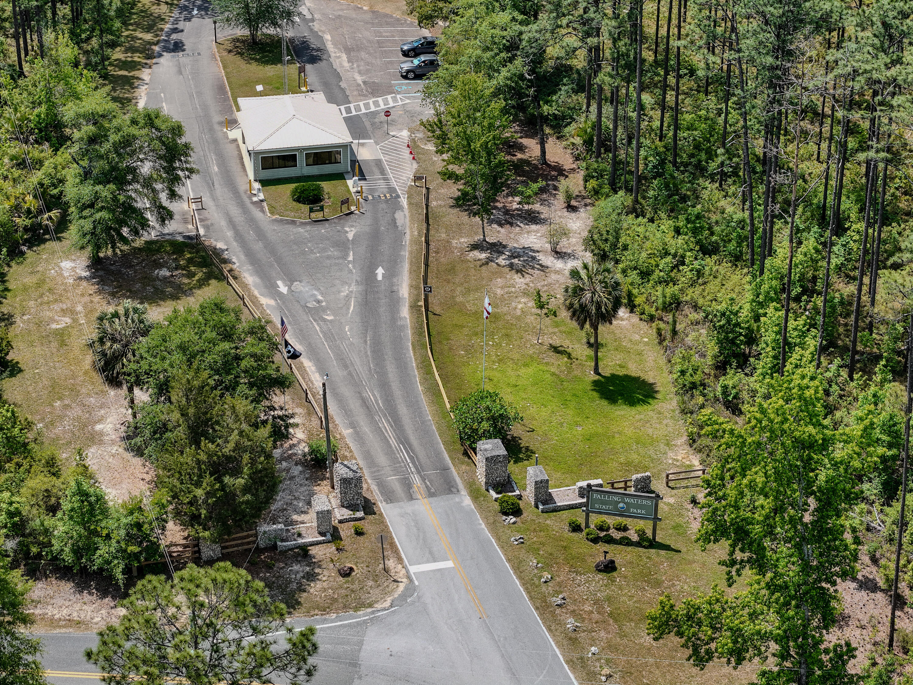 1186 Pine Forest Road Chipley FL 32428