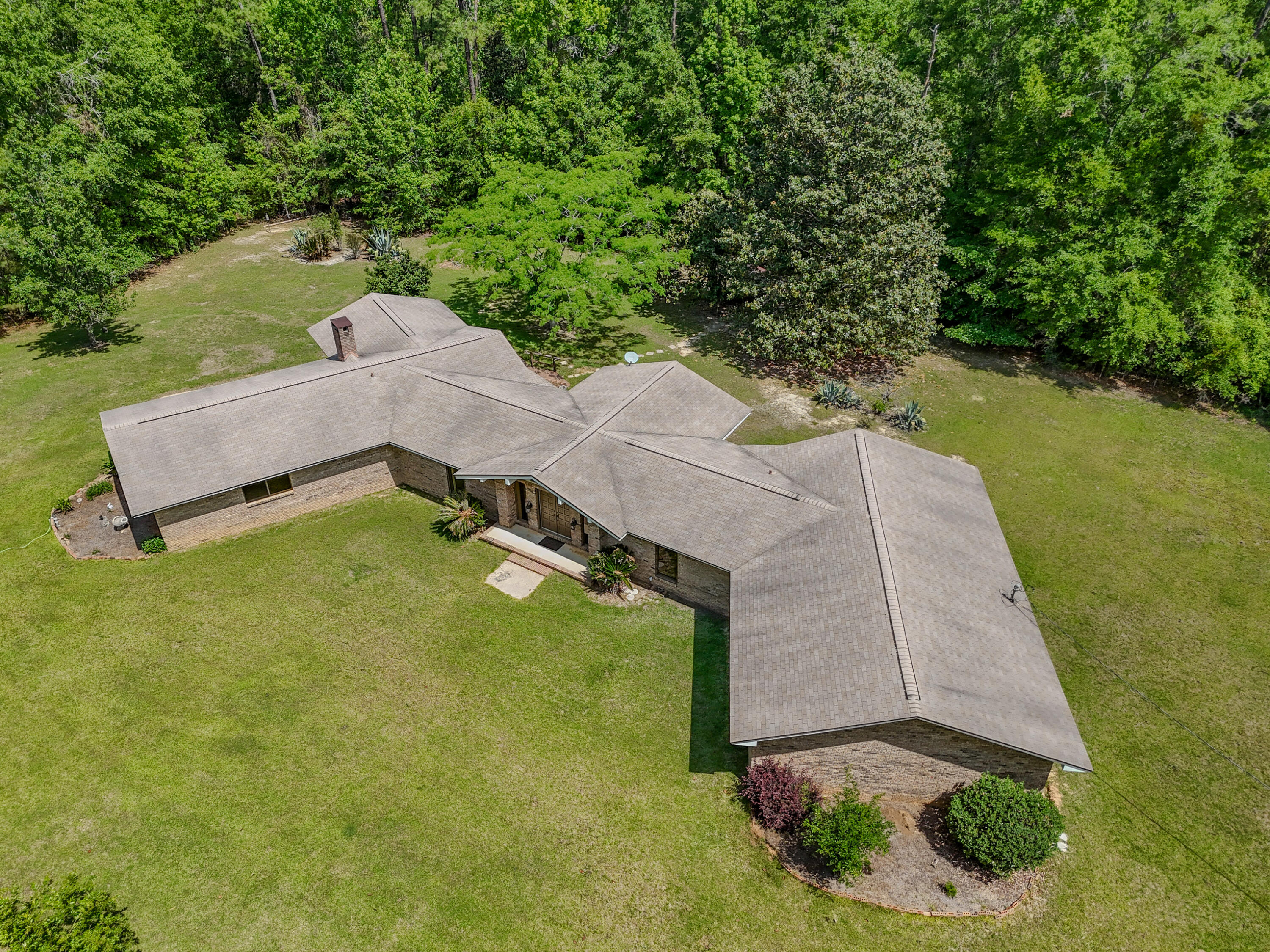 1186 Pine Forest Road Chipley FL 32428
